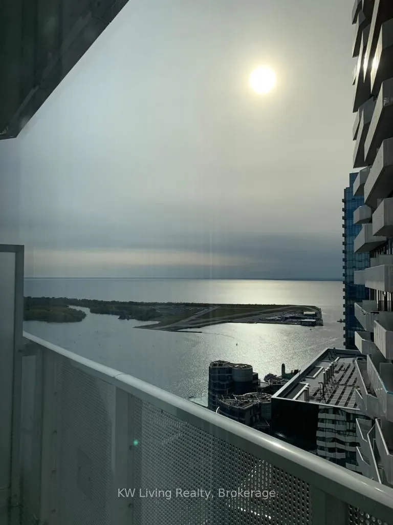 7165 Yonge Street, #1509