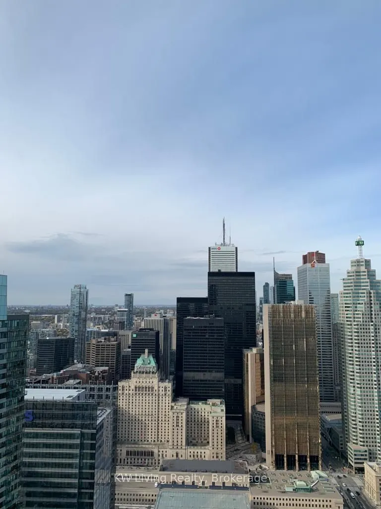 7165 Yonge Street, #1509