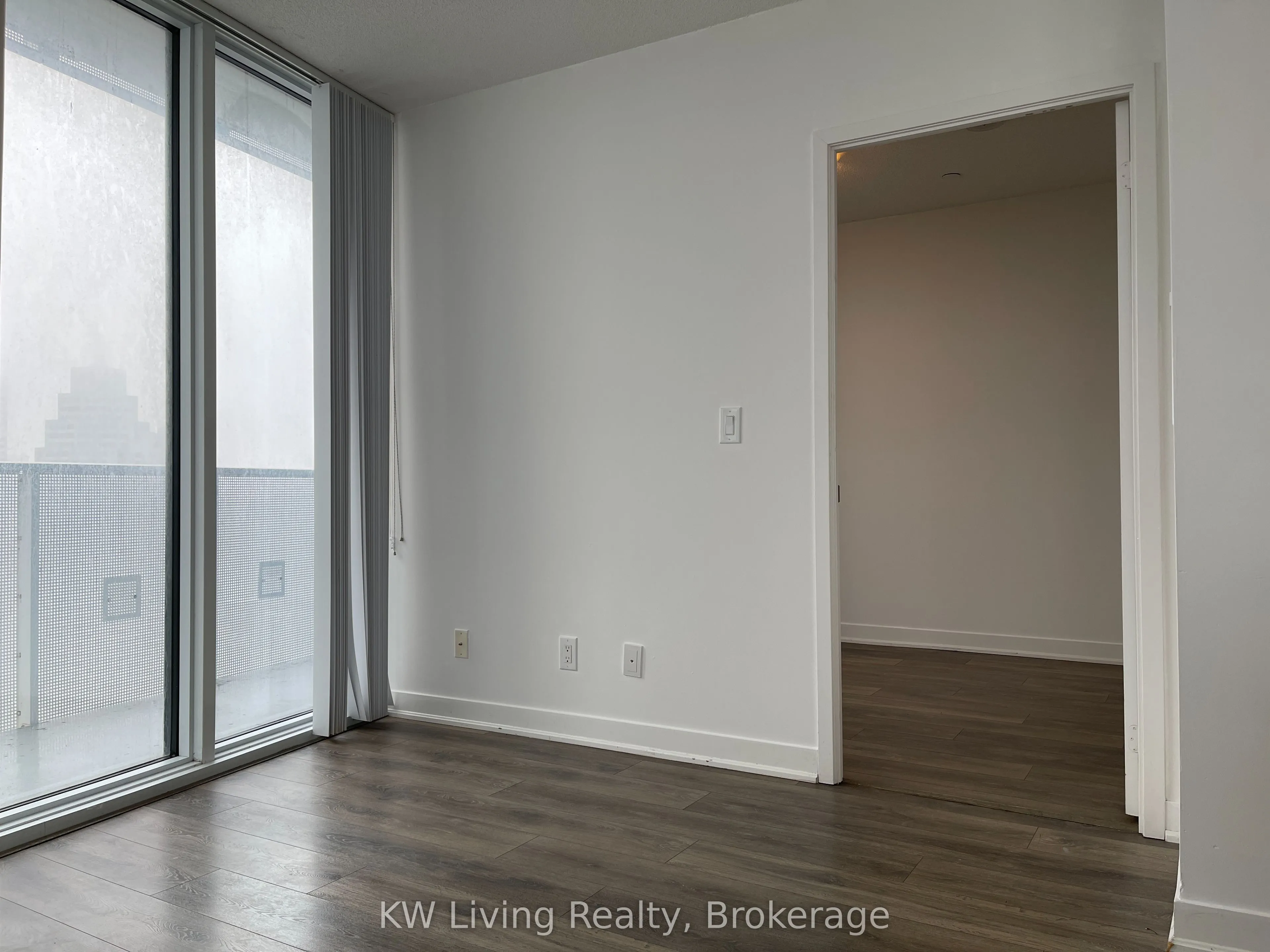 7165 Yonge Street, #1509