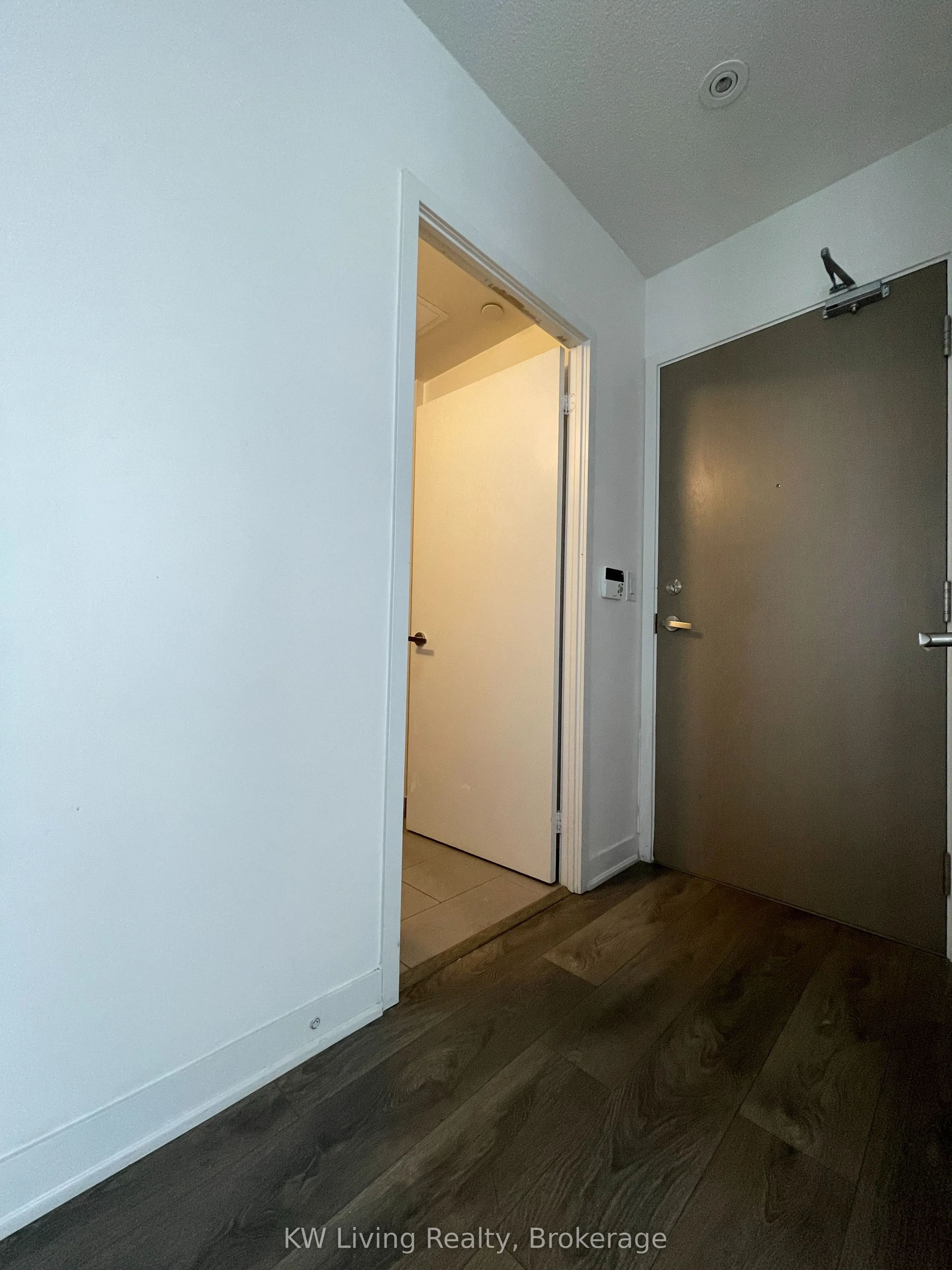 7165 Yonge Street, #1509