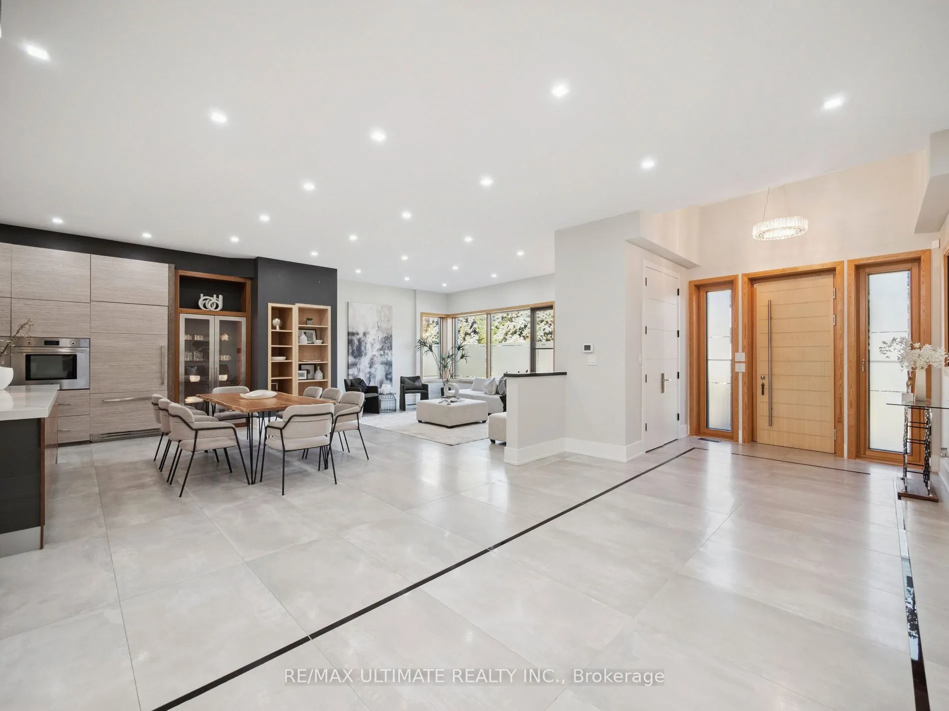 74 Leisure Lane