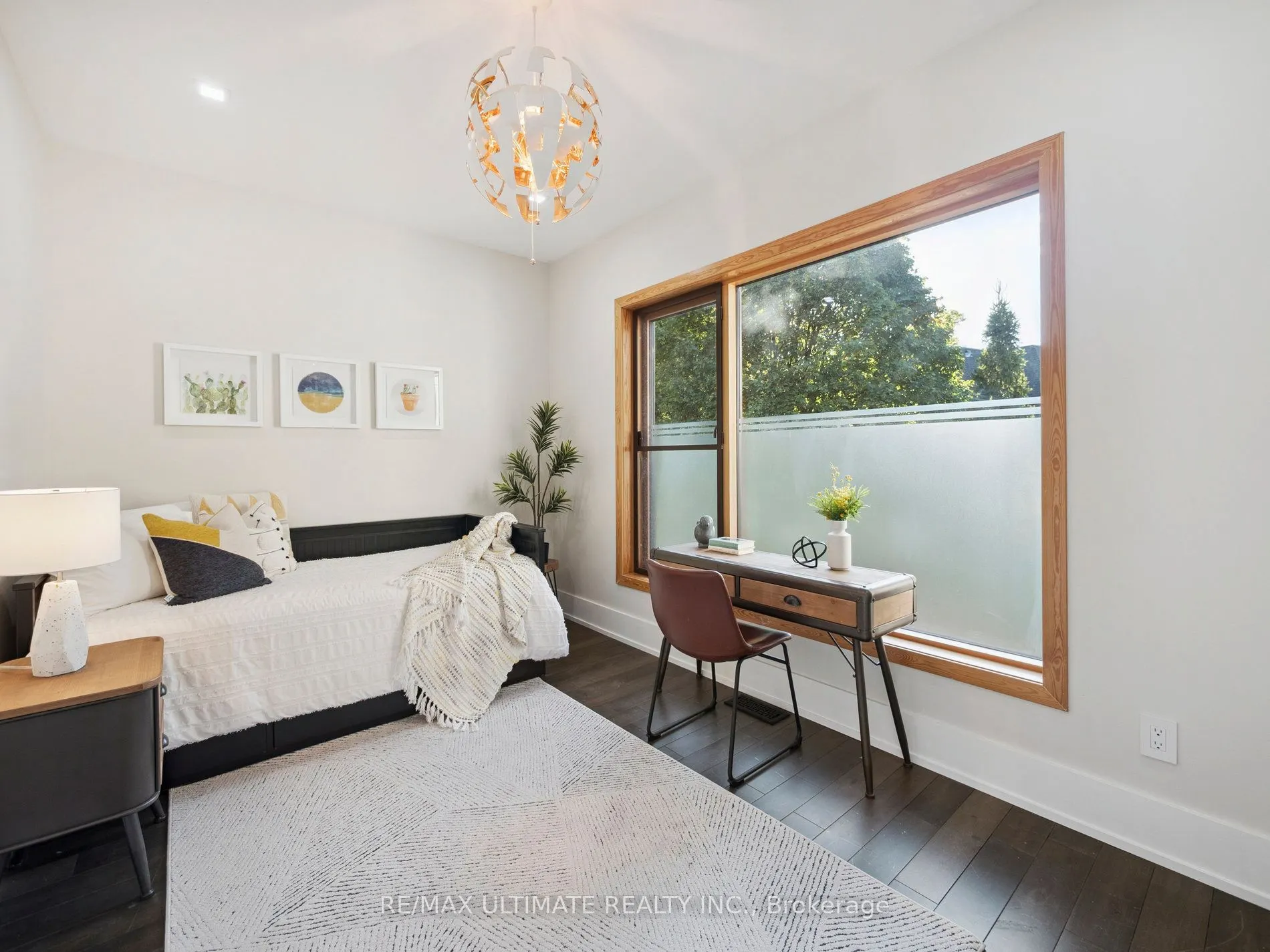74 Leisure Lane