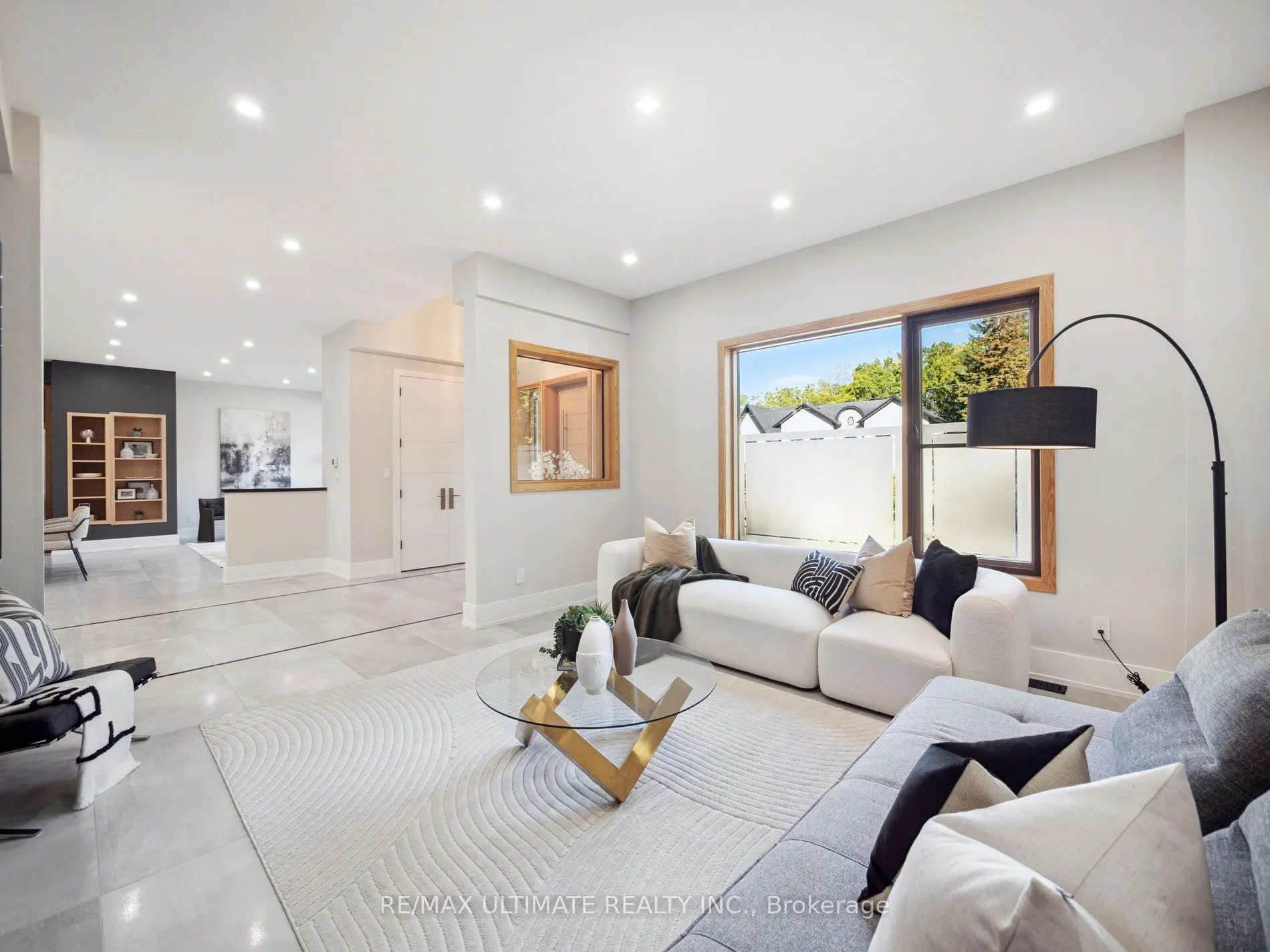 74 Leisure Lane
