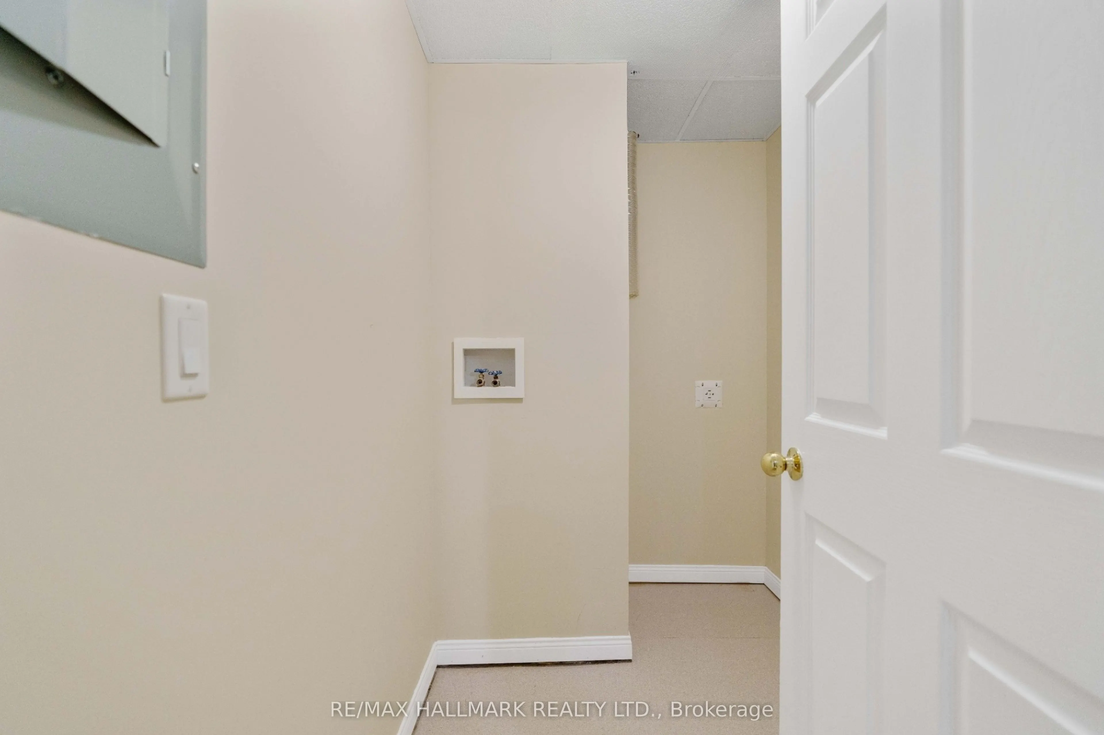 71 Willow Farm Lane