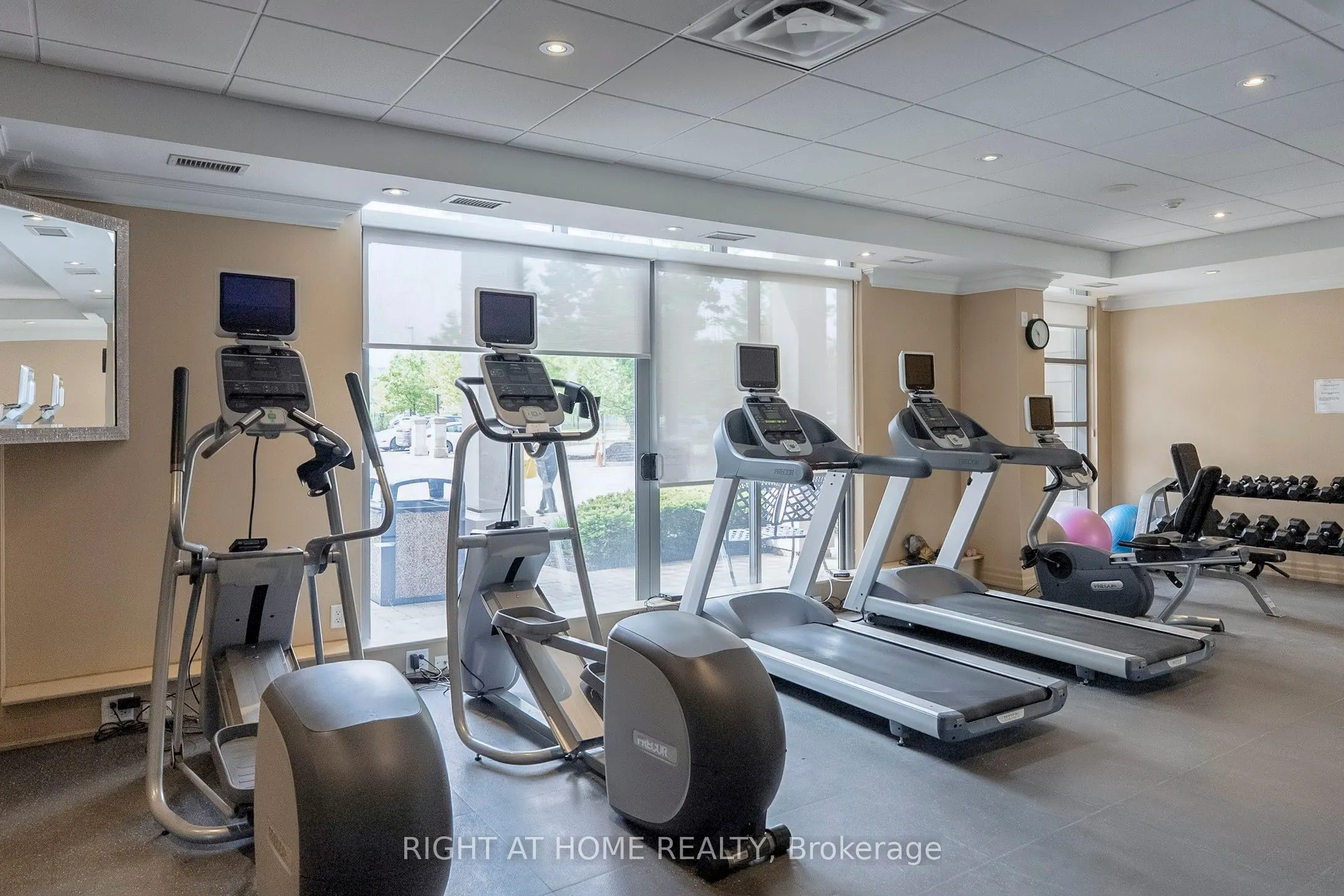 180 John West Way, #422