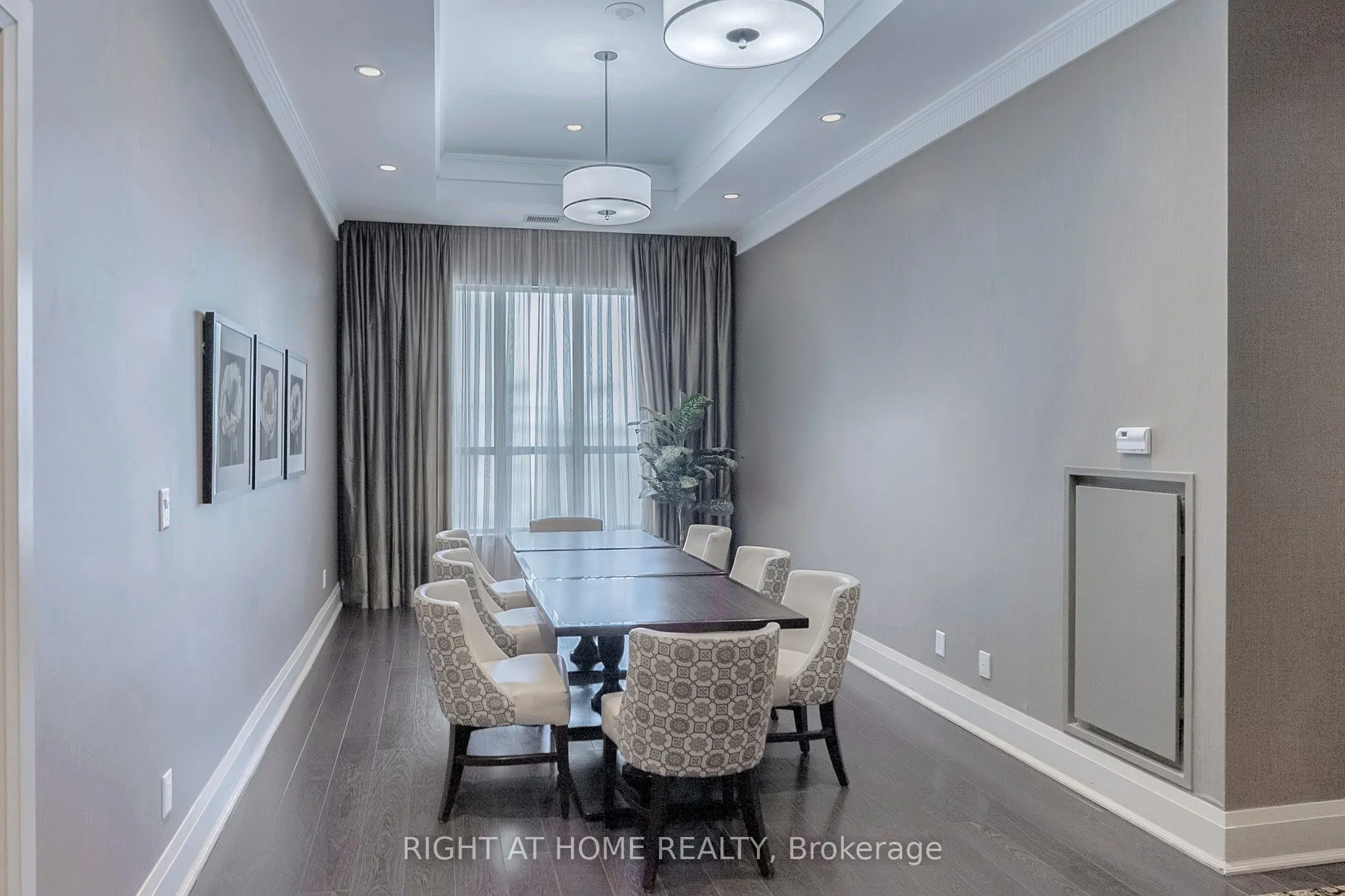 180 John West Way, #422