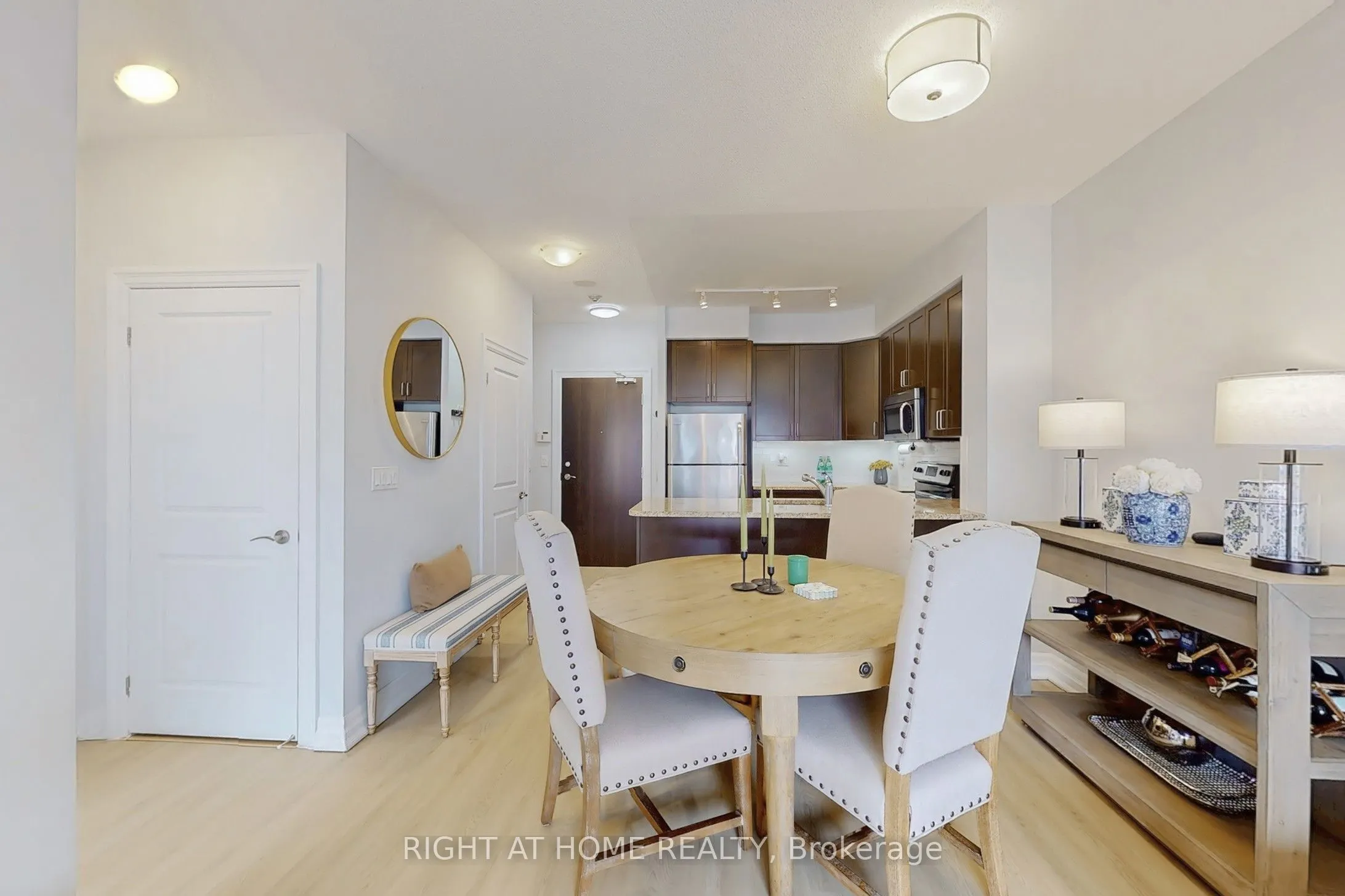 180 John West Way, #422