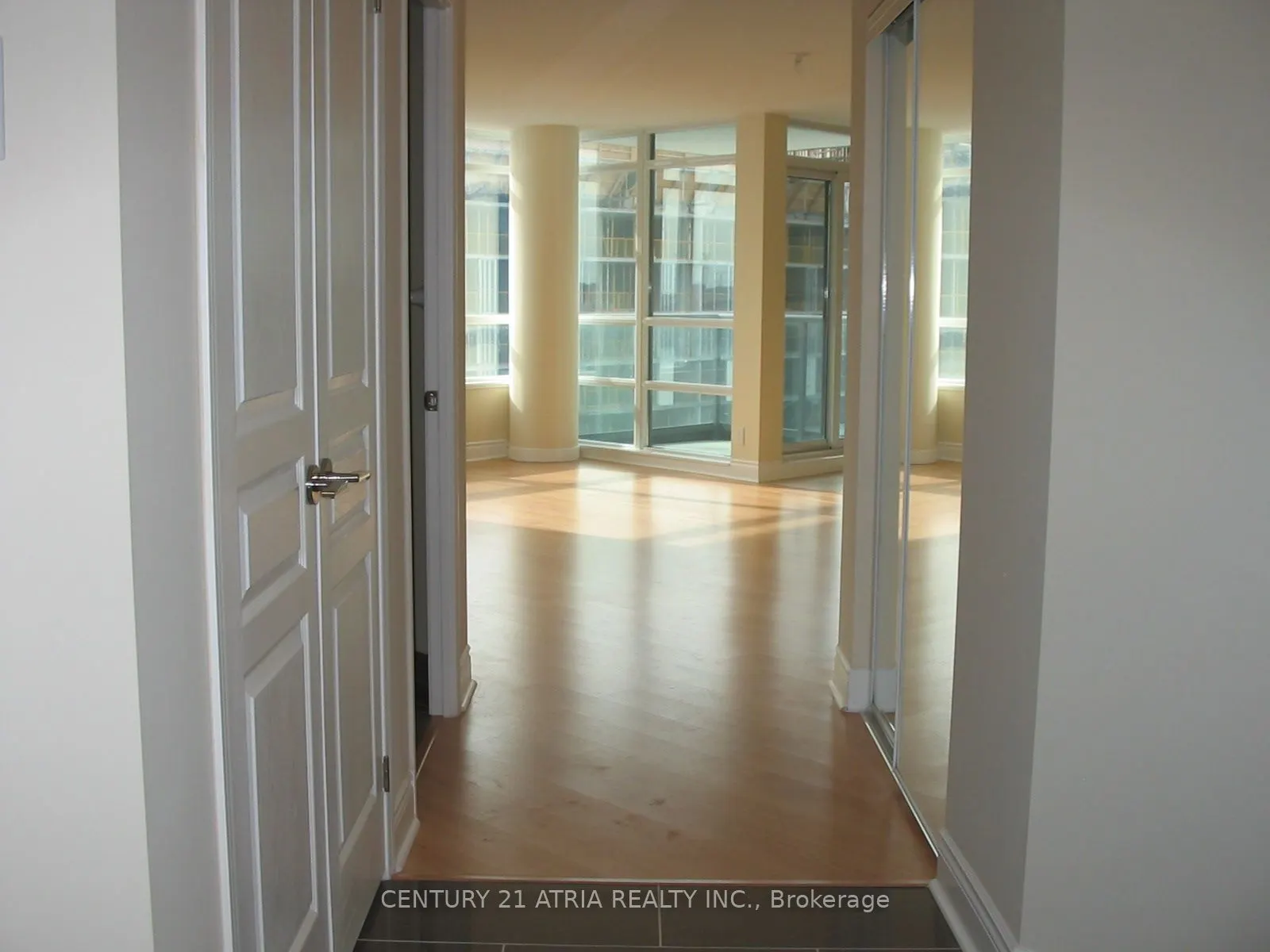 75 South Town Centre Boulevard, #708