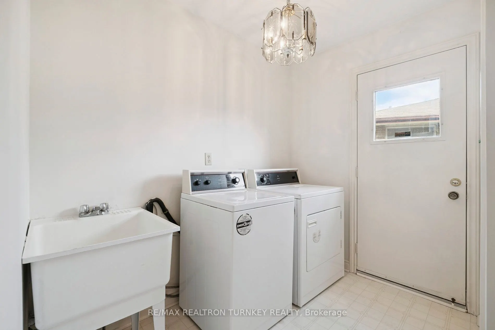 154 Meadowbank Road