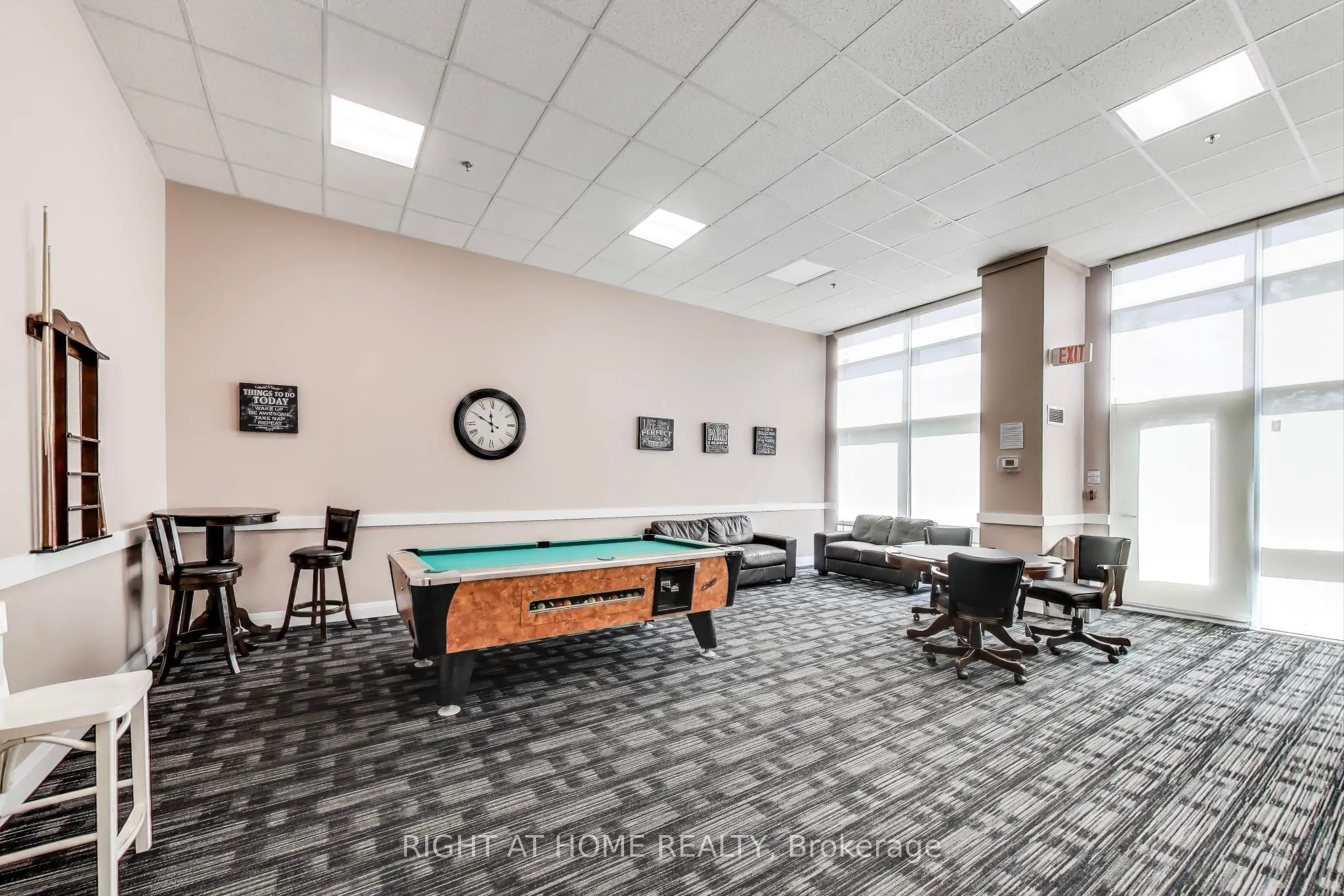 12 Woodstream Boulevard, #317