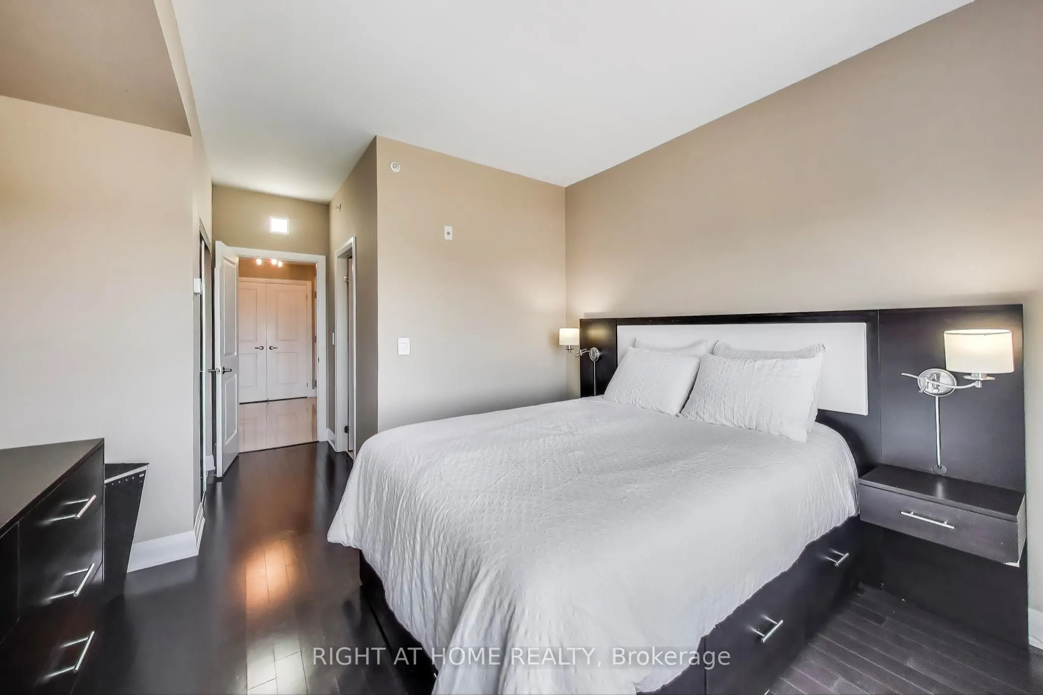 12 Woodstream Boulevard, #317
