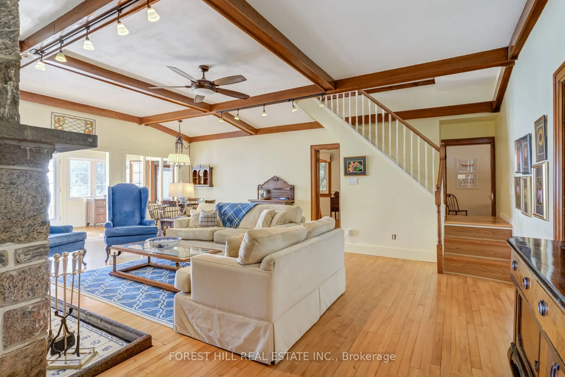 41 Sunnypoint Drive
