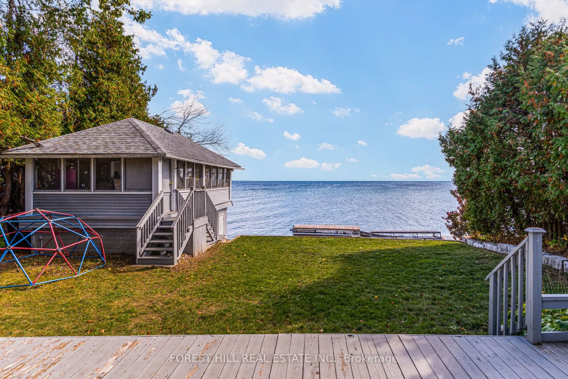 41 Sunnypoint Drive
