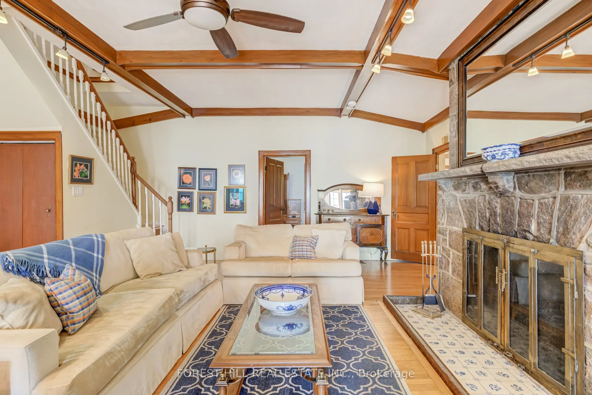 41 Sunnypoint Drive