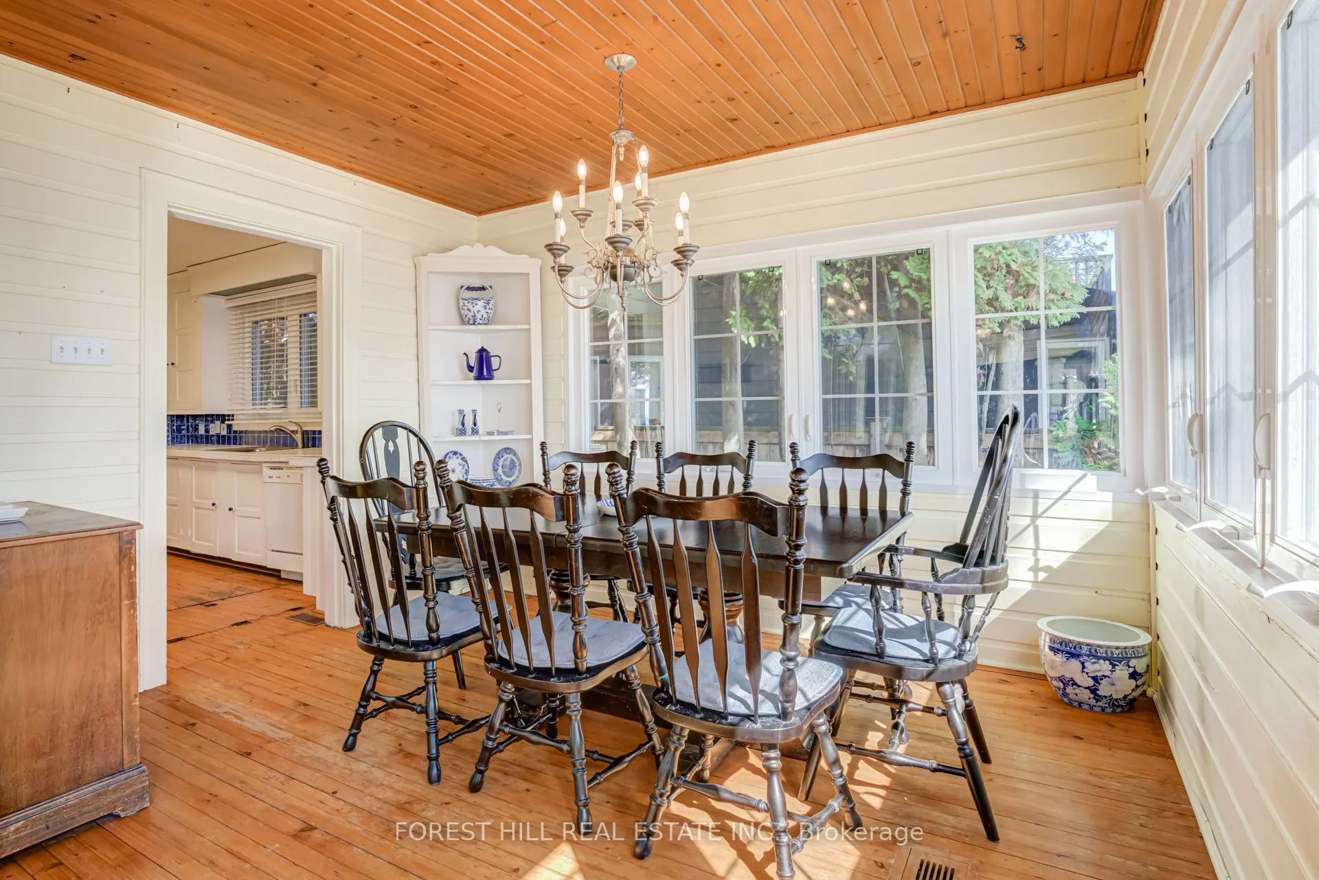 41 Sunnypoint Drive