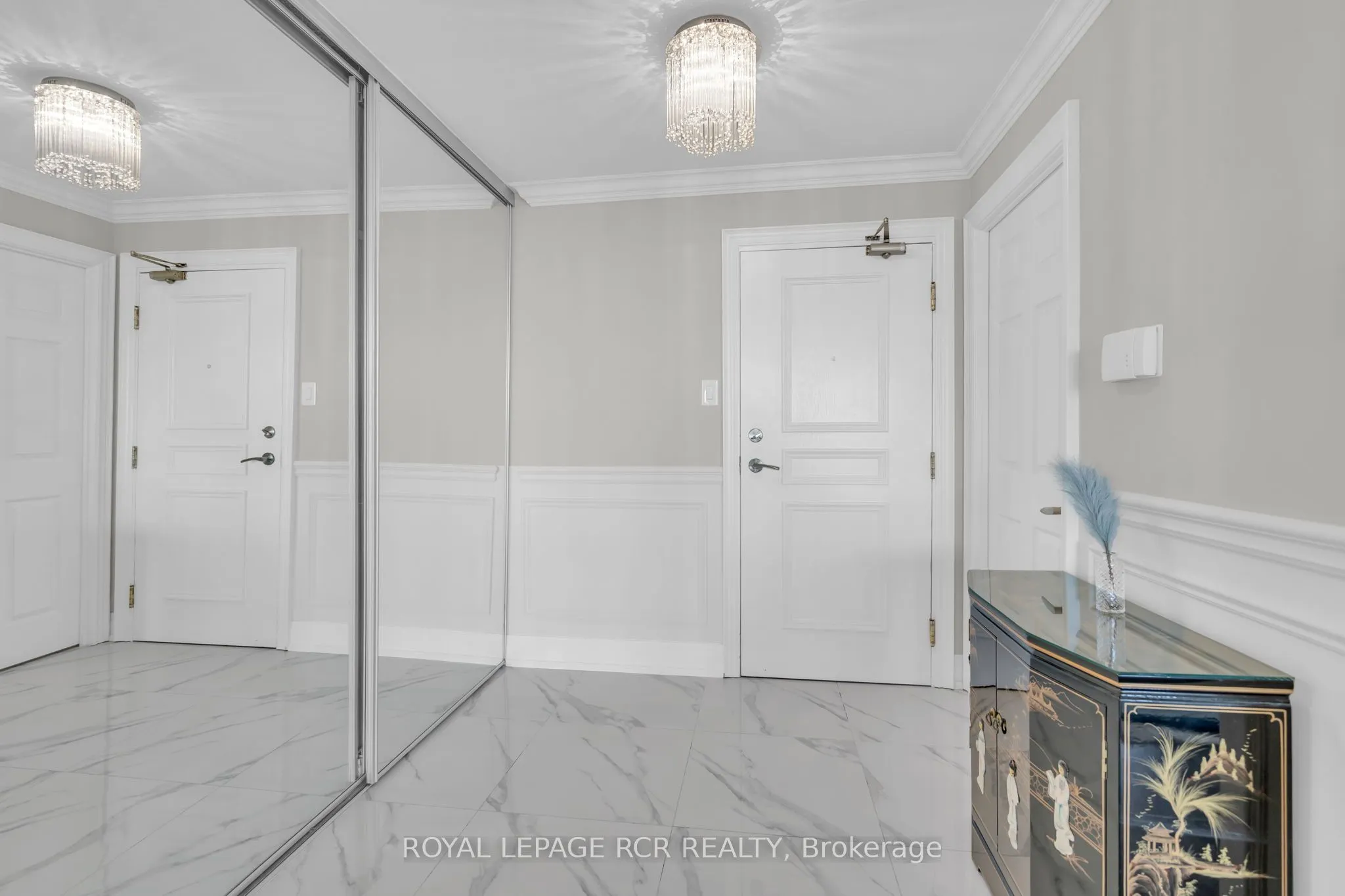 1 Clark Avenue W, #1607