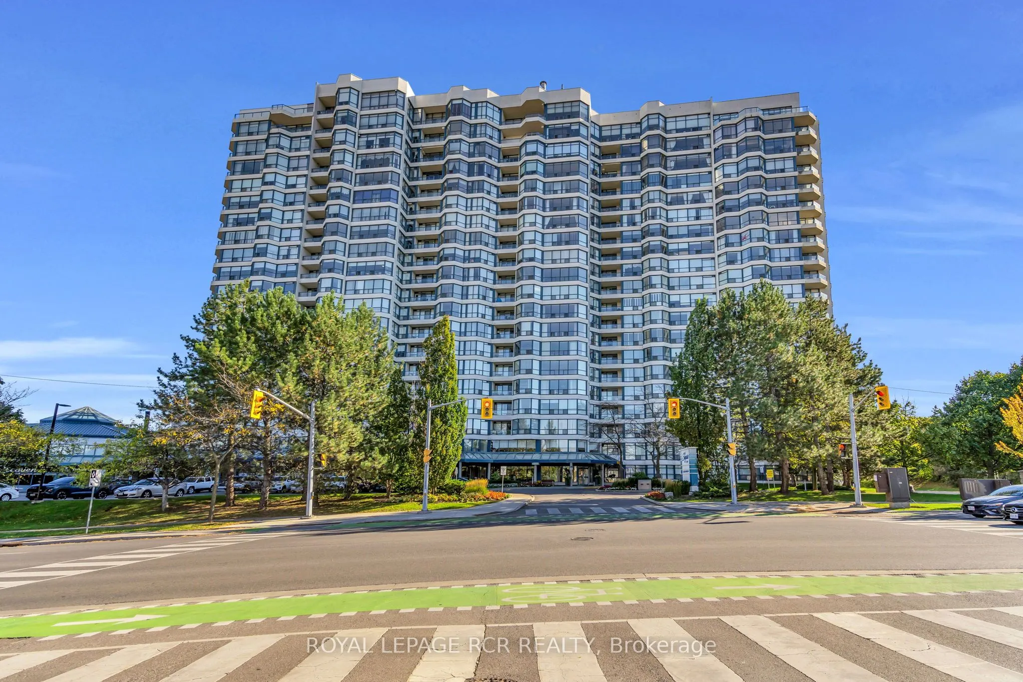 1 Clark Avenue W, #1607