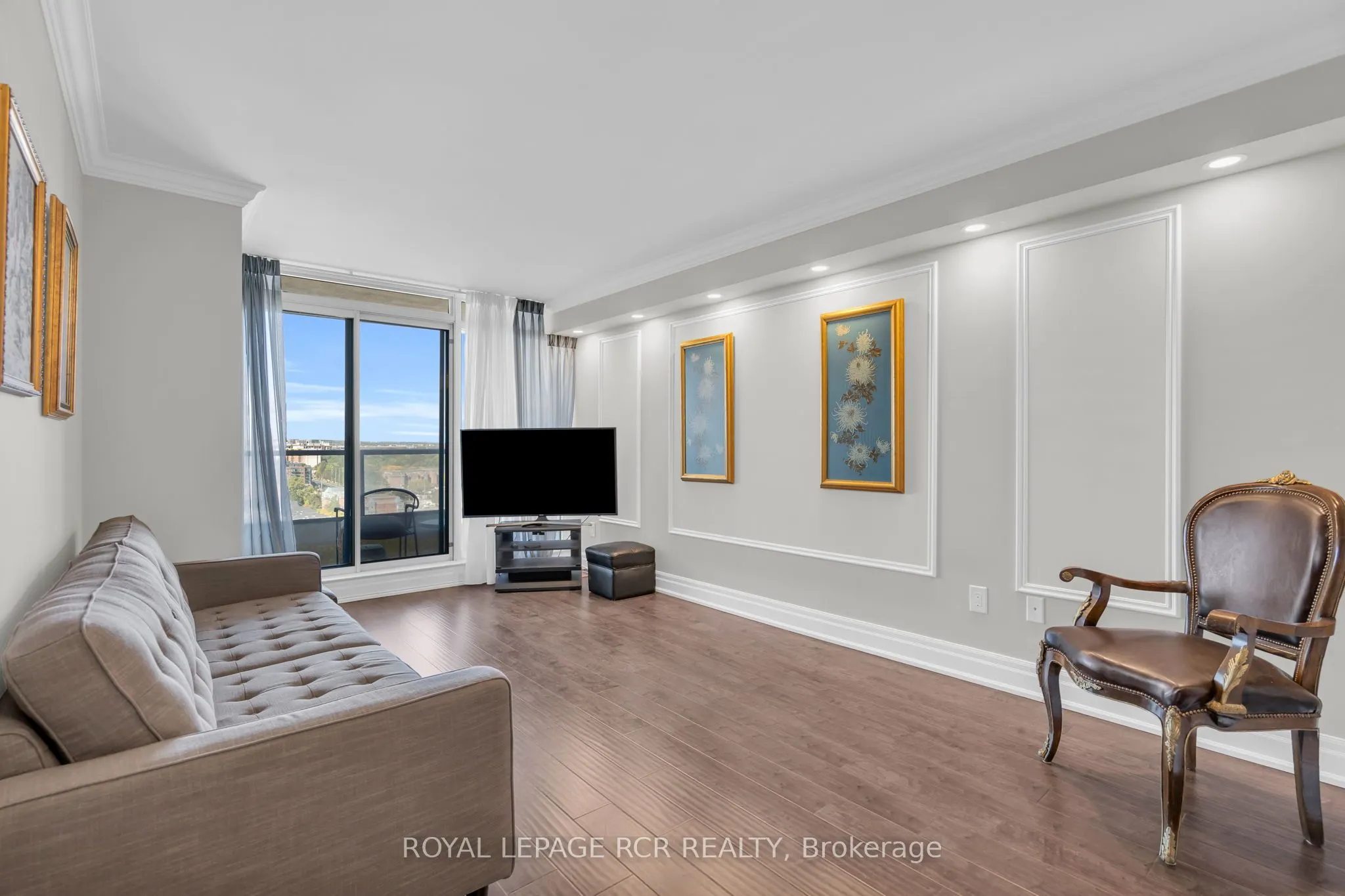 1 Clark Avenue W, #1607