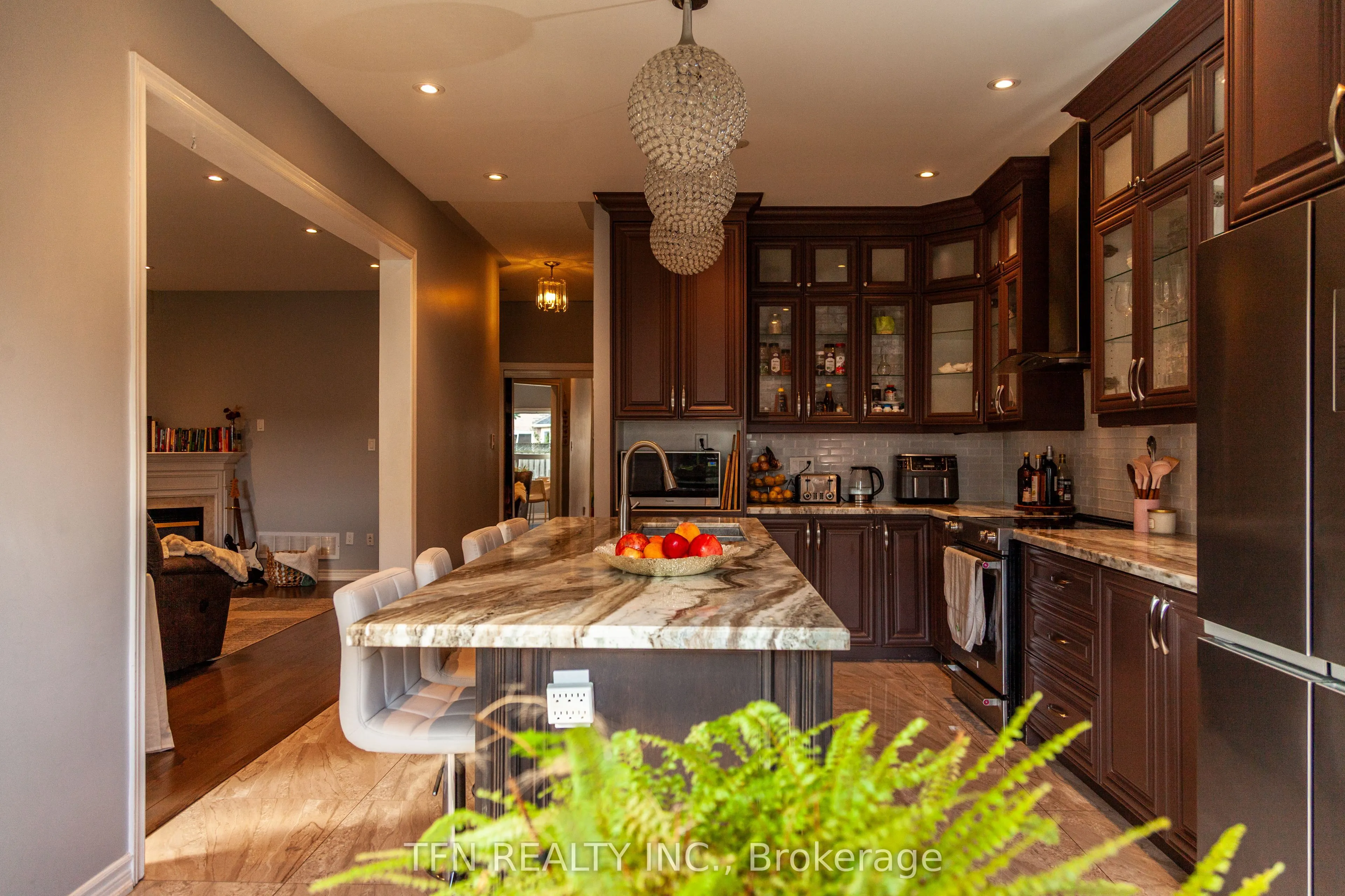 5 Belwood Boulevard