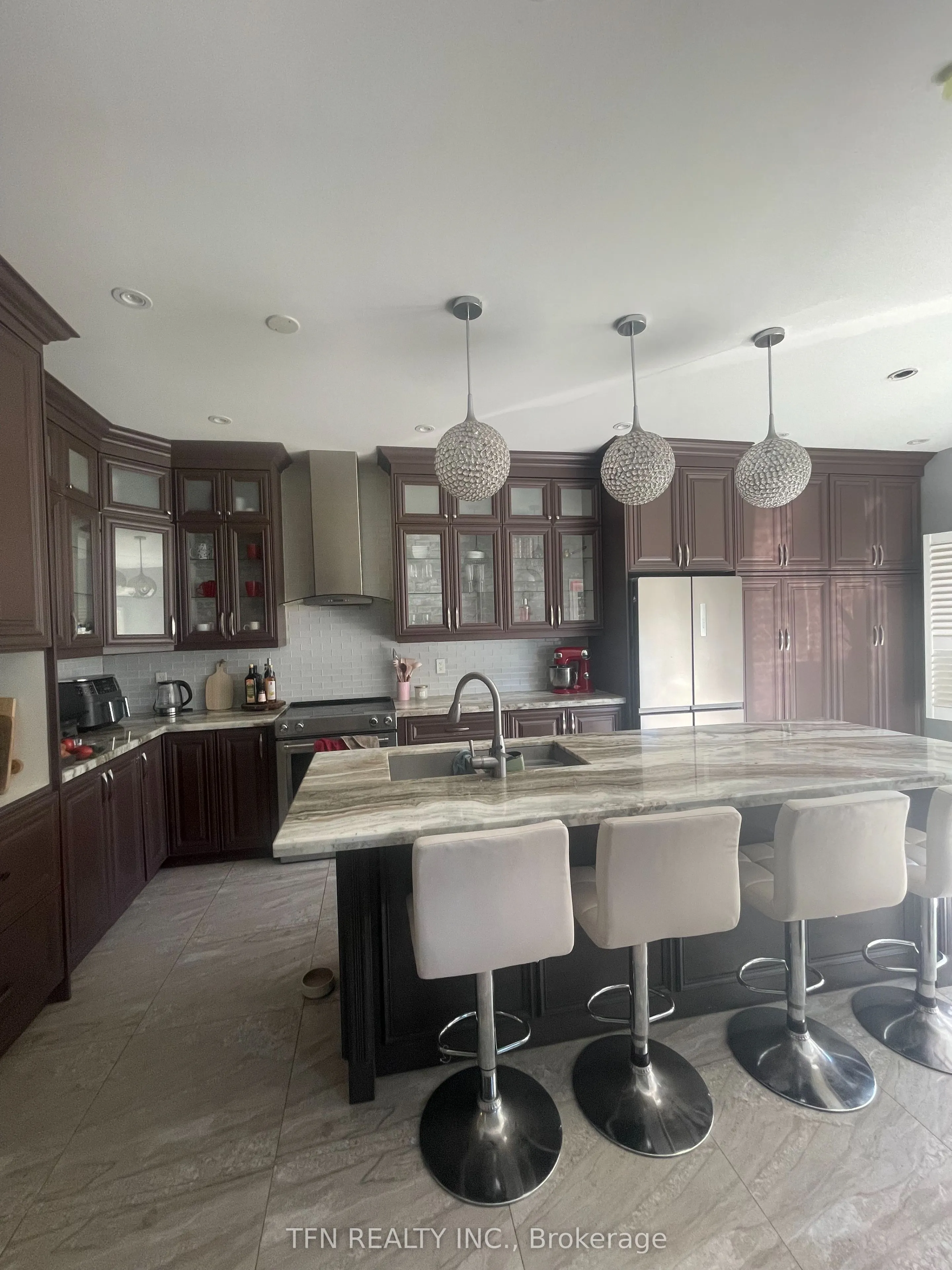 5 Belwood Boulevard