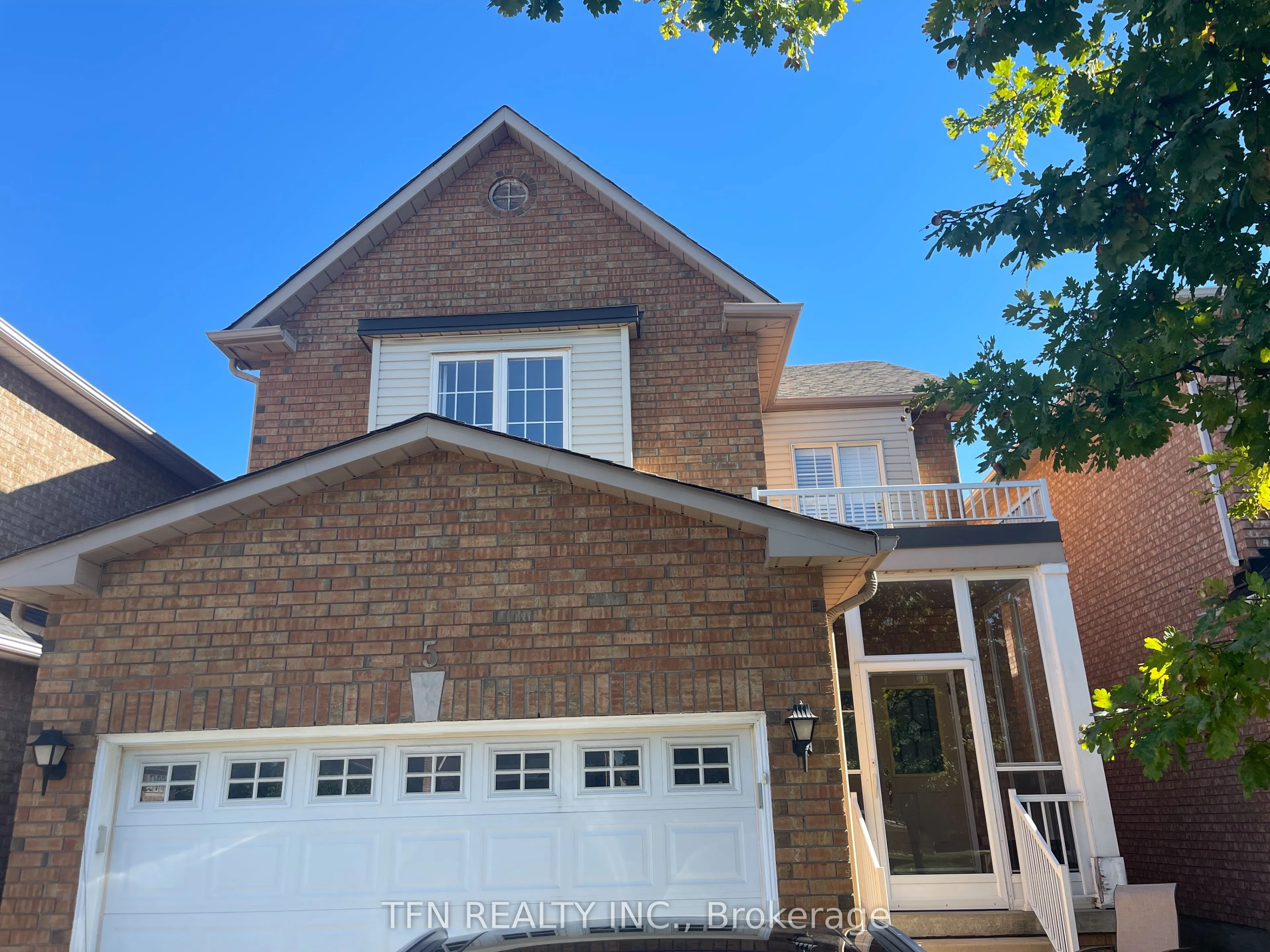 5 Belwood Boulevard