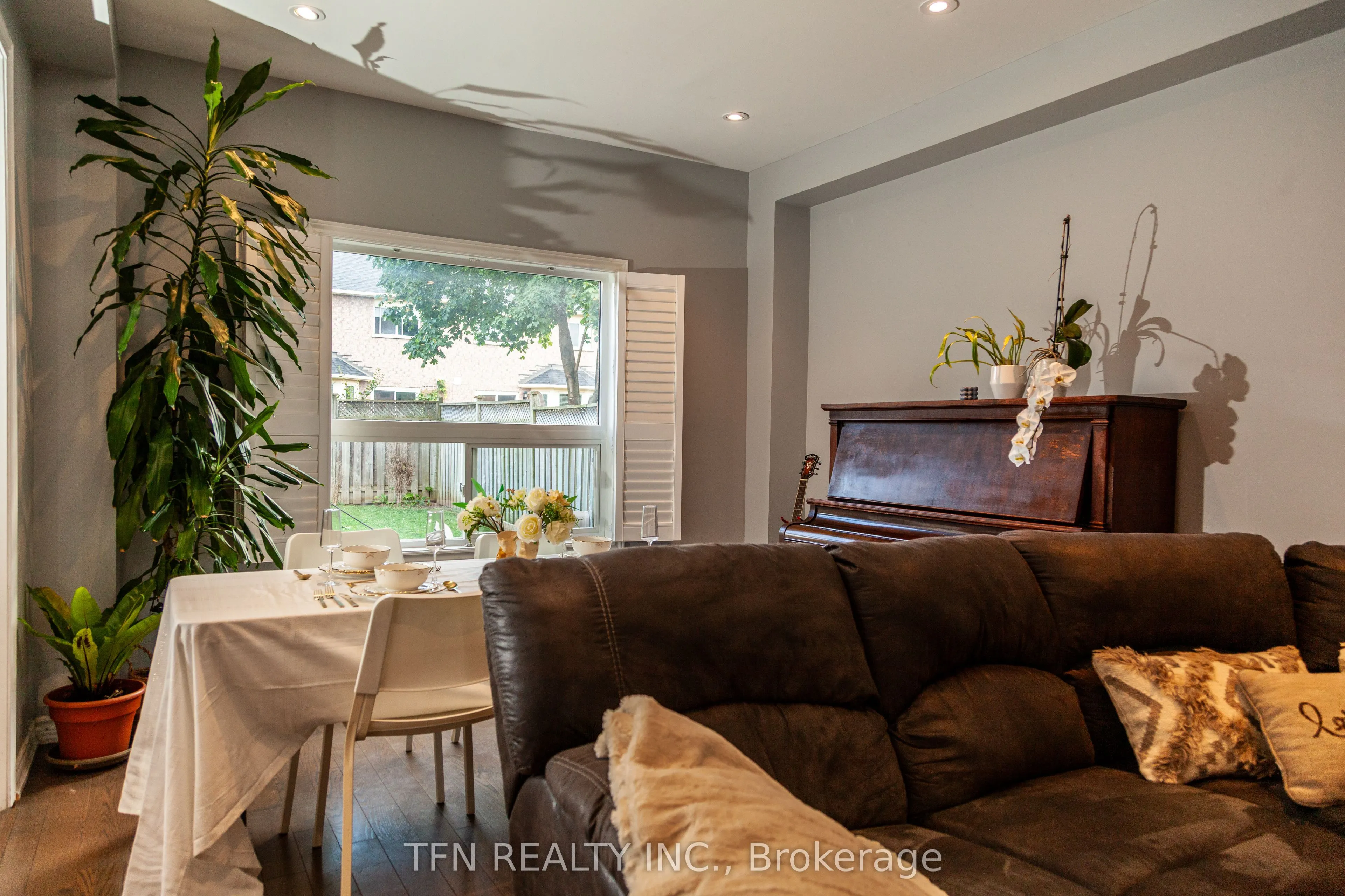 5 Belwood Boulevard