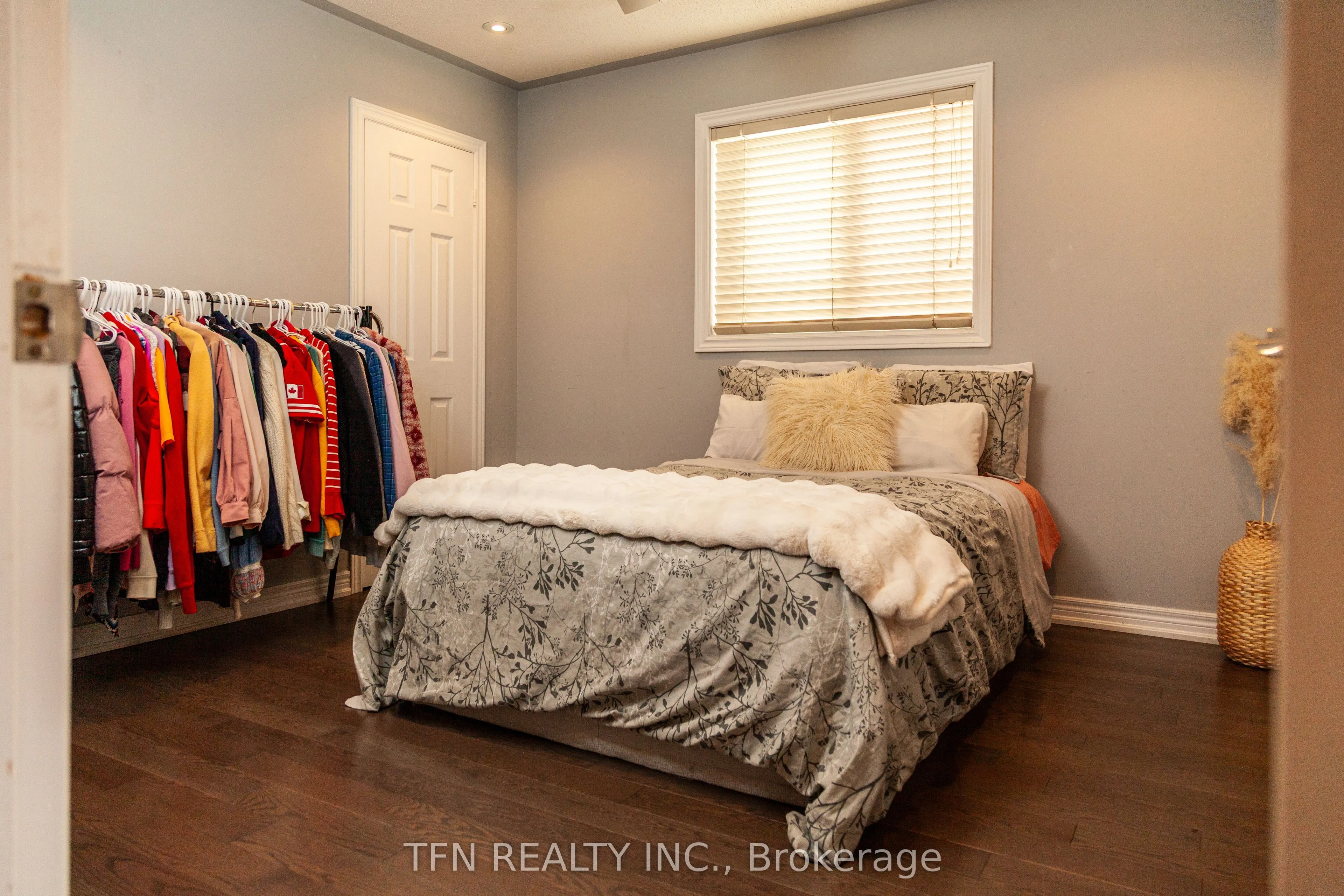 5 Belwood Boulevard