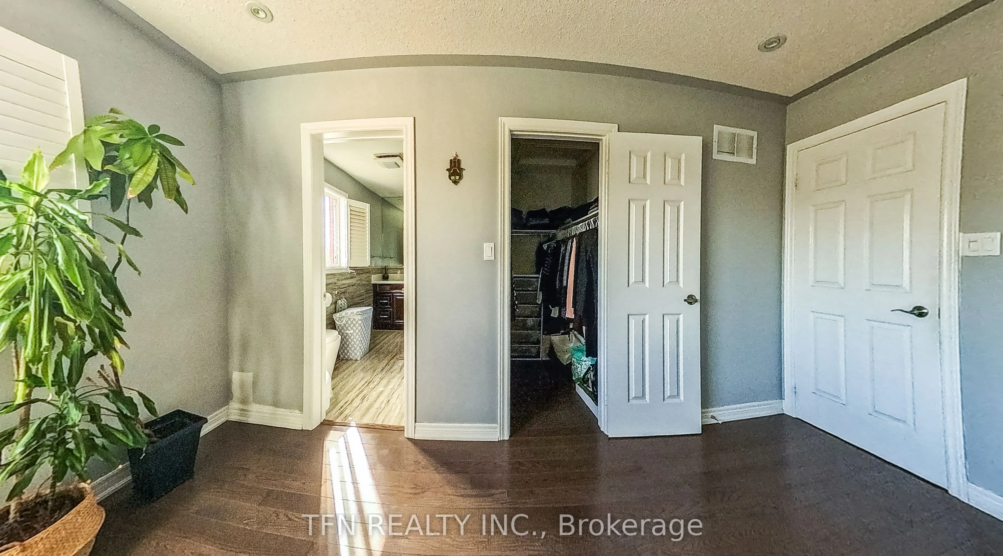 5 Belwood Boulevard