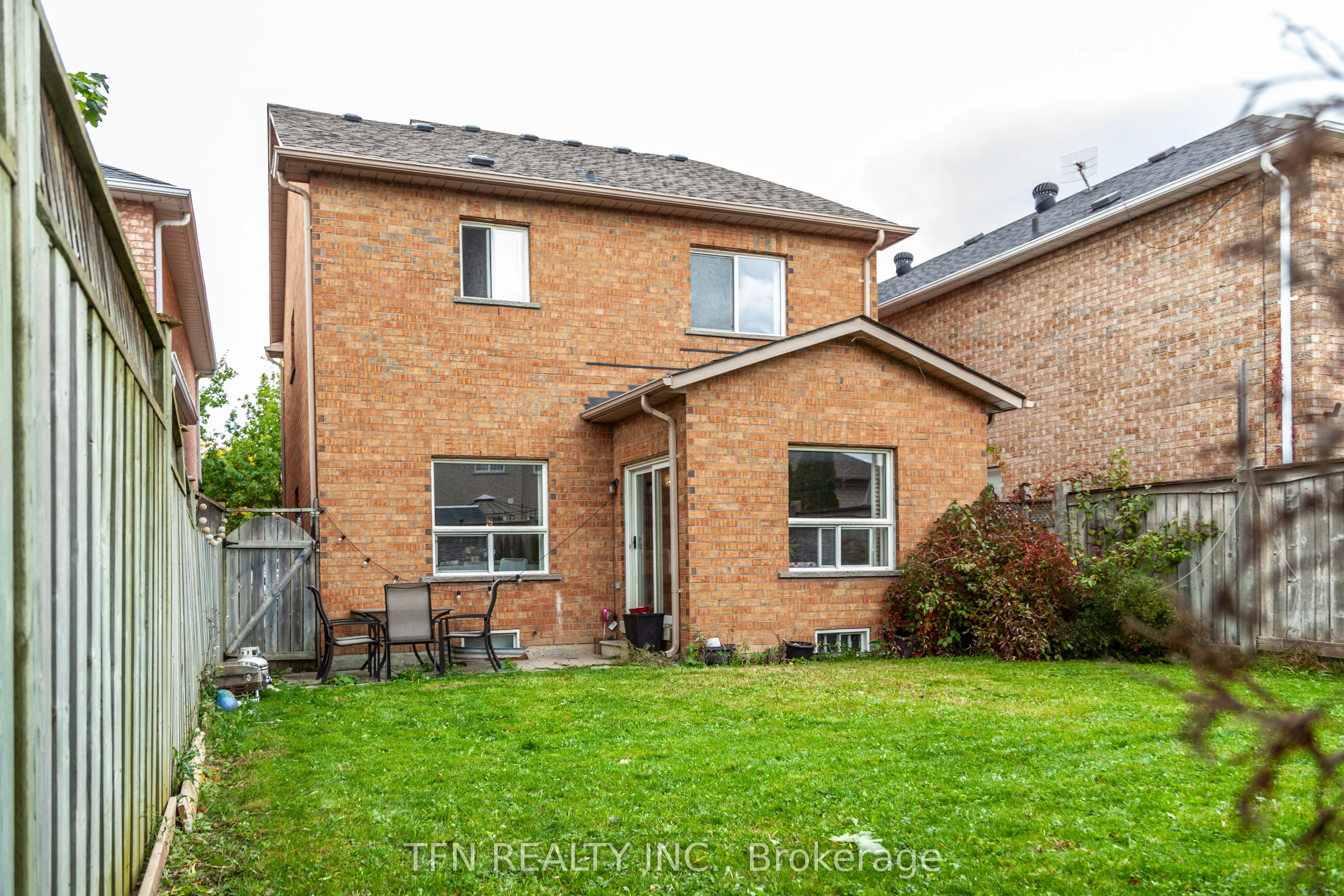 5 Belwood Boulevard