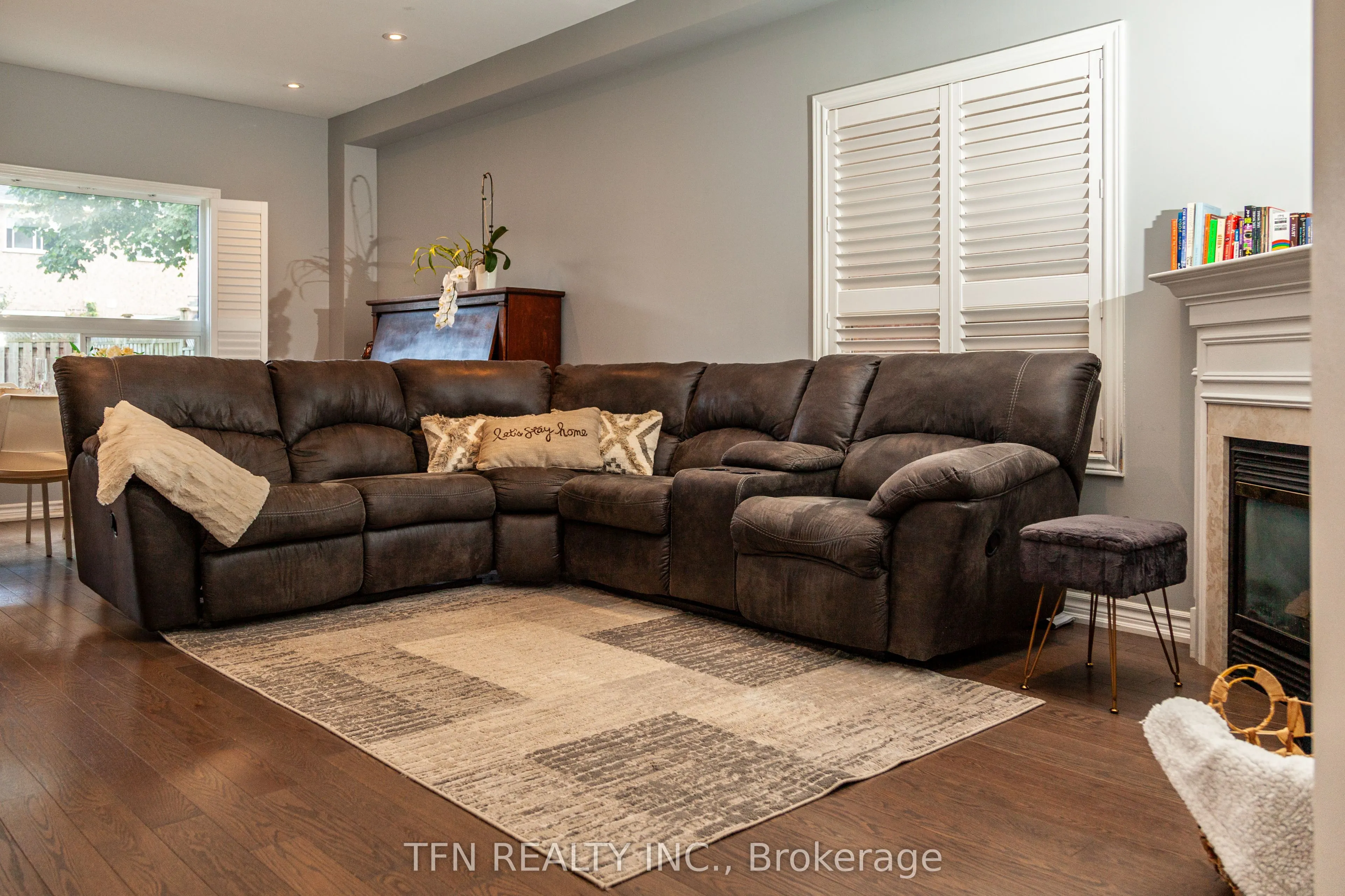5 Belwood Boulevard
