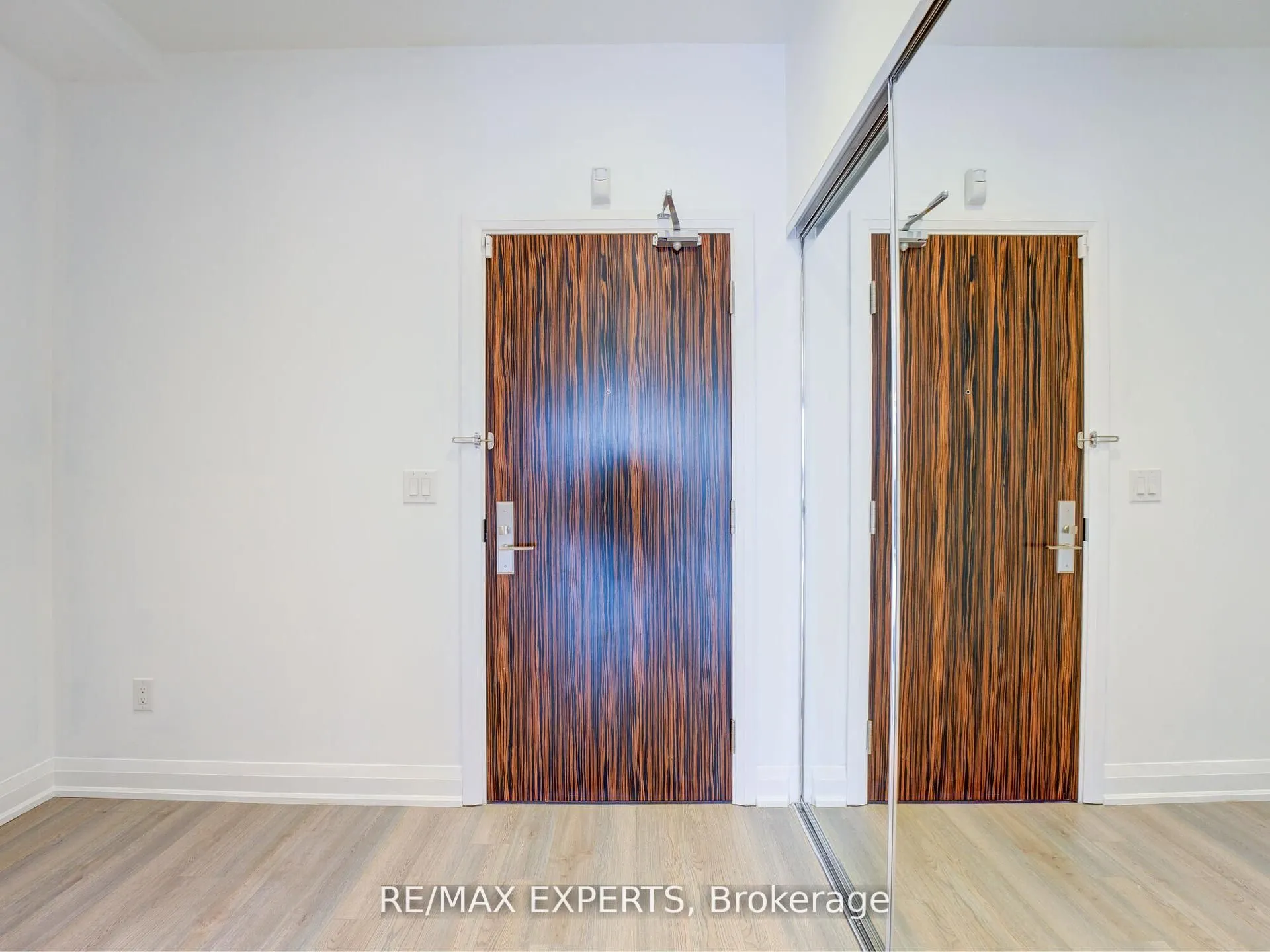 8763 Bayview Avenue W, #231