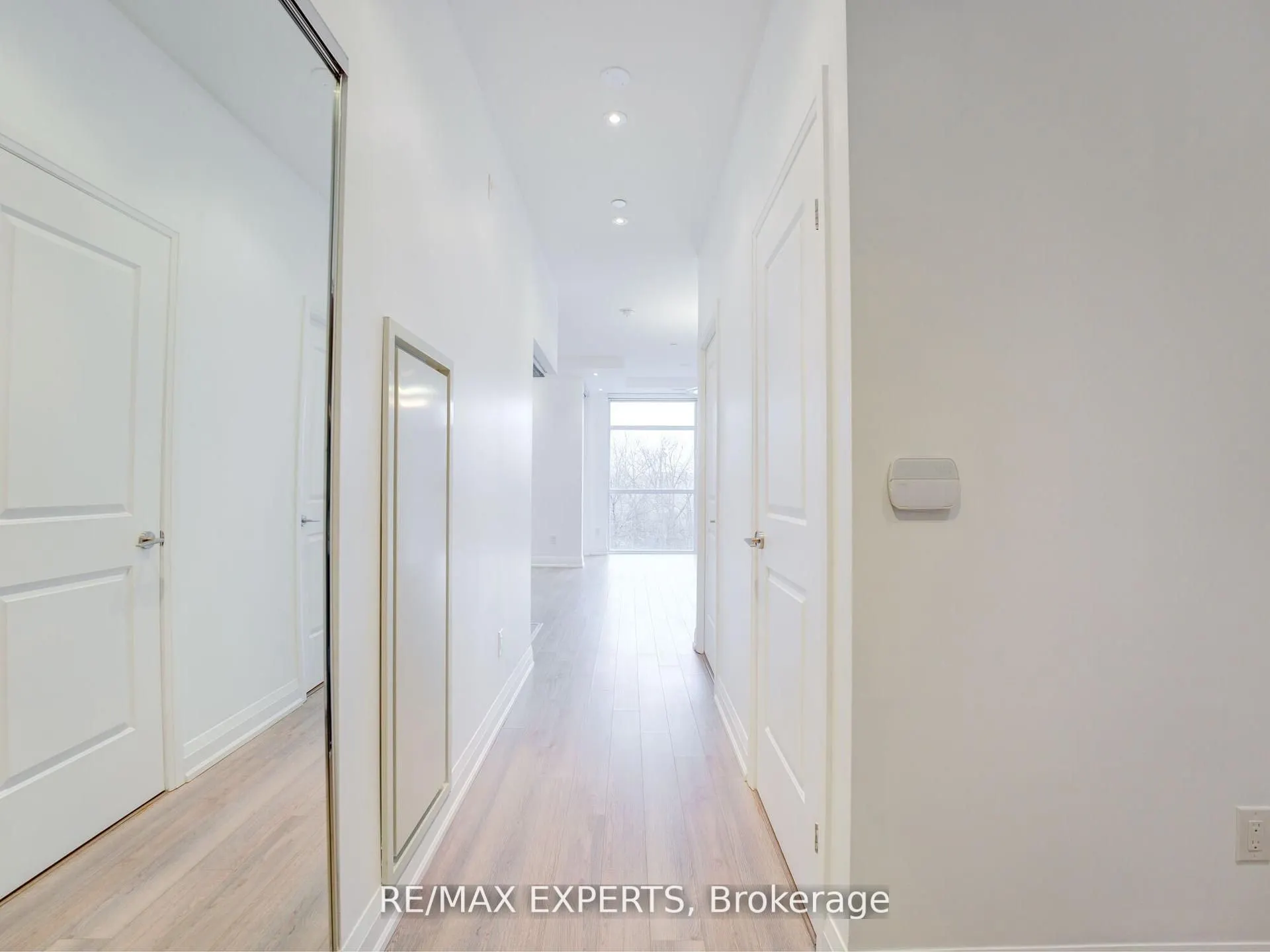 8763 Bayview Avenue W, #231