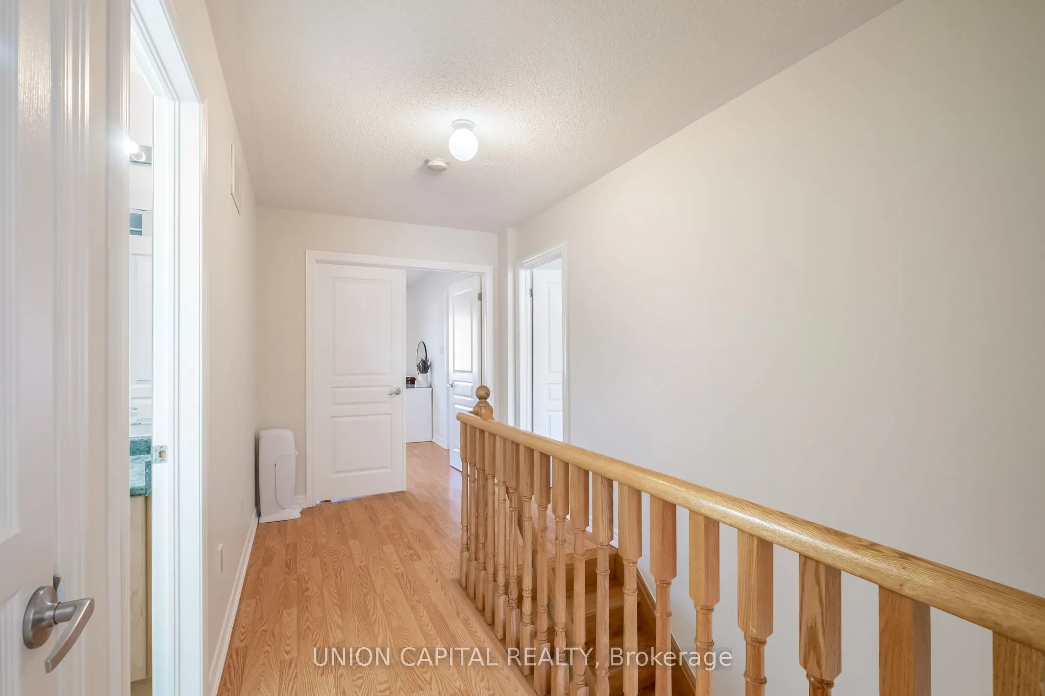 8 Stookes Crescent