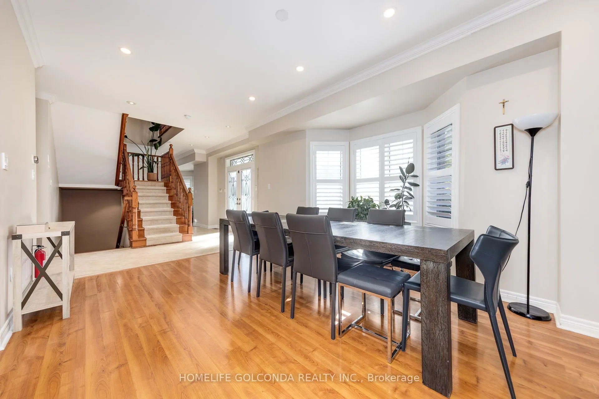 77 Arco Circle