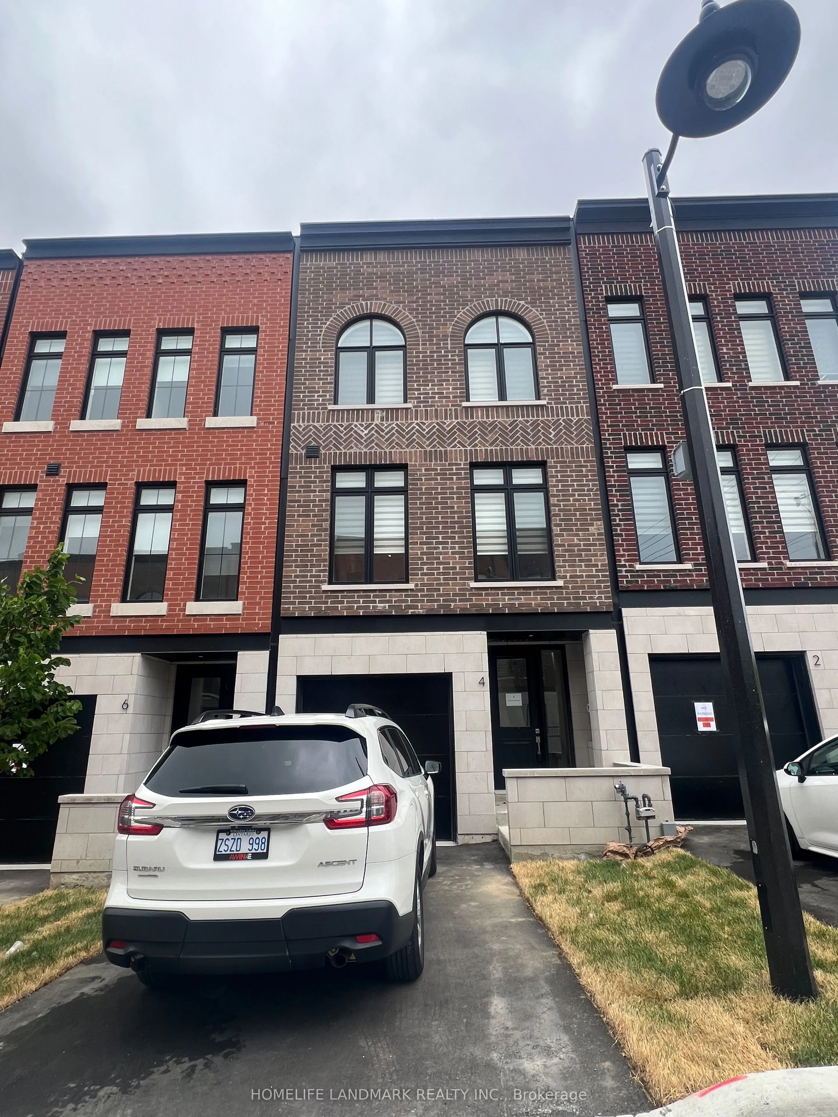 4 Chestnut Court
