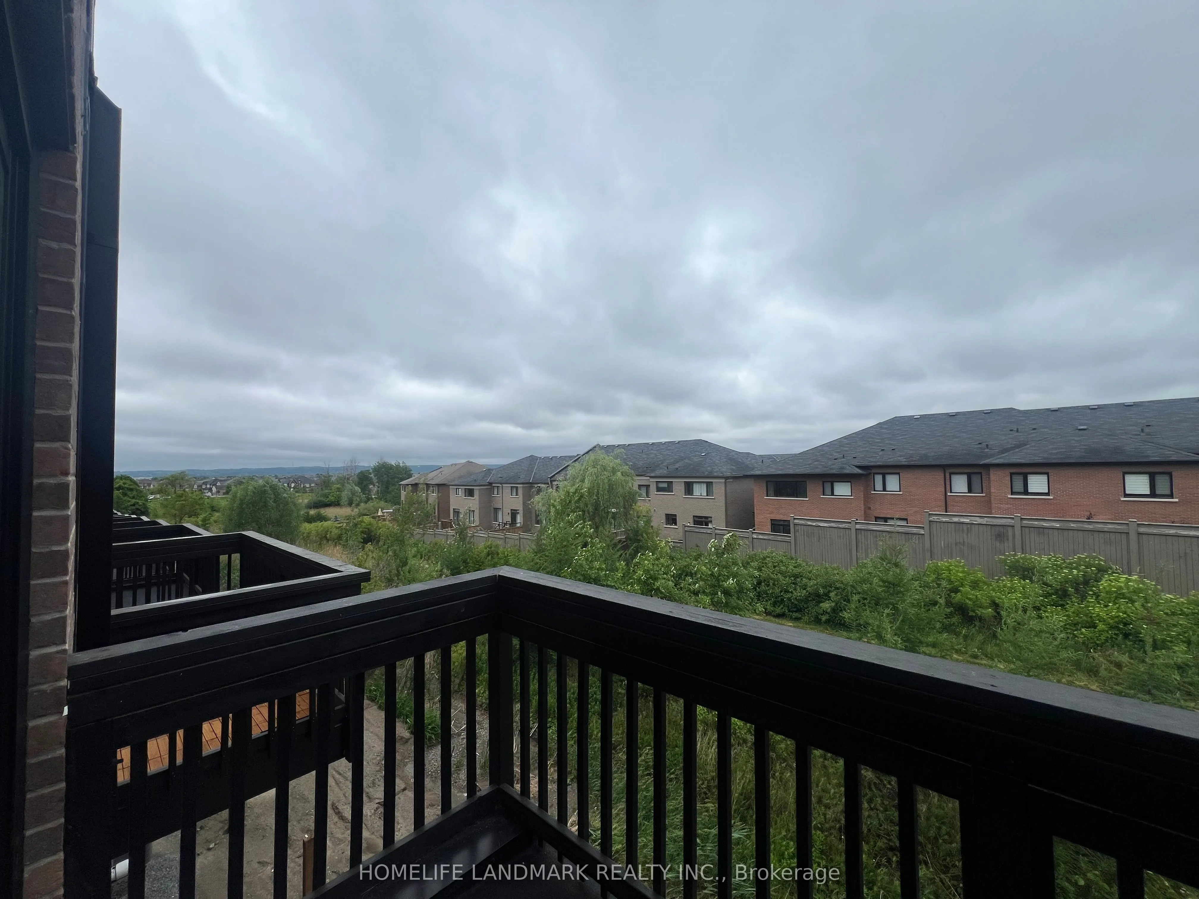 4 Chestnut Court