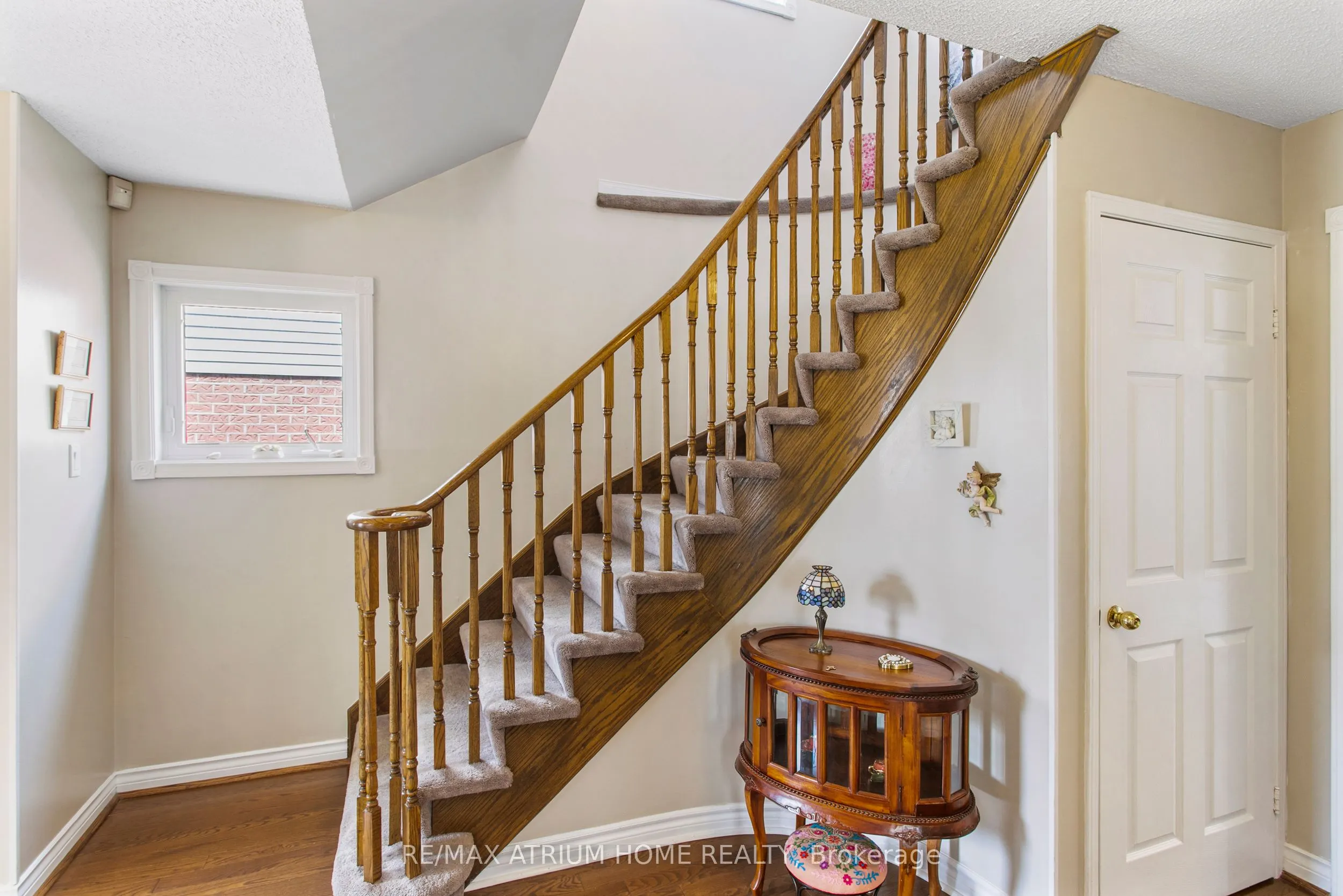 9 Constellation Crescent