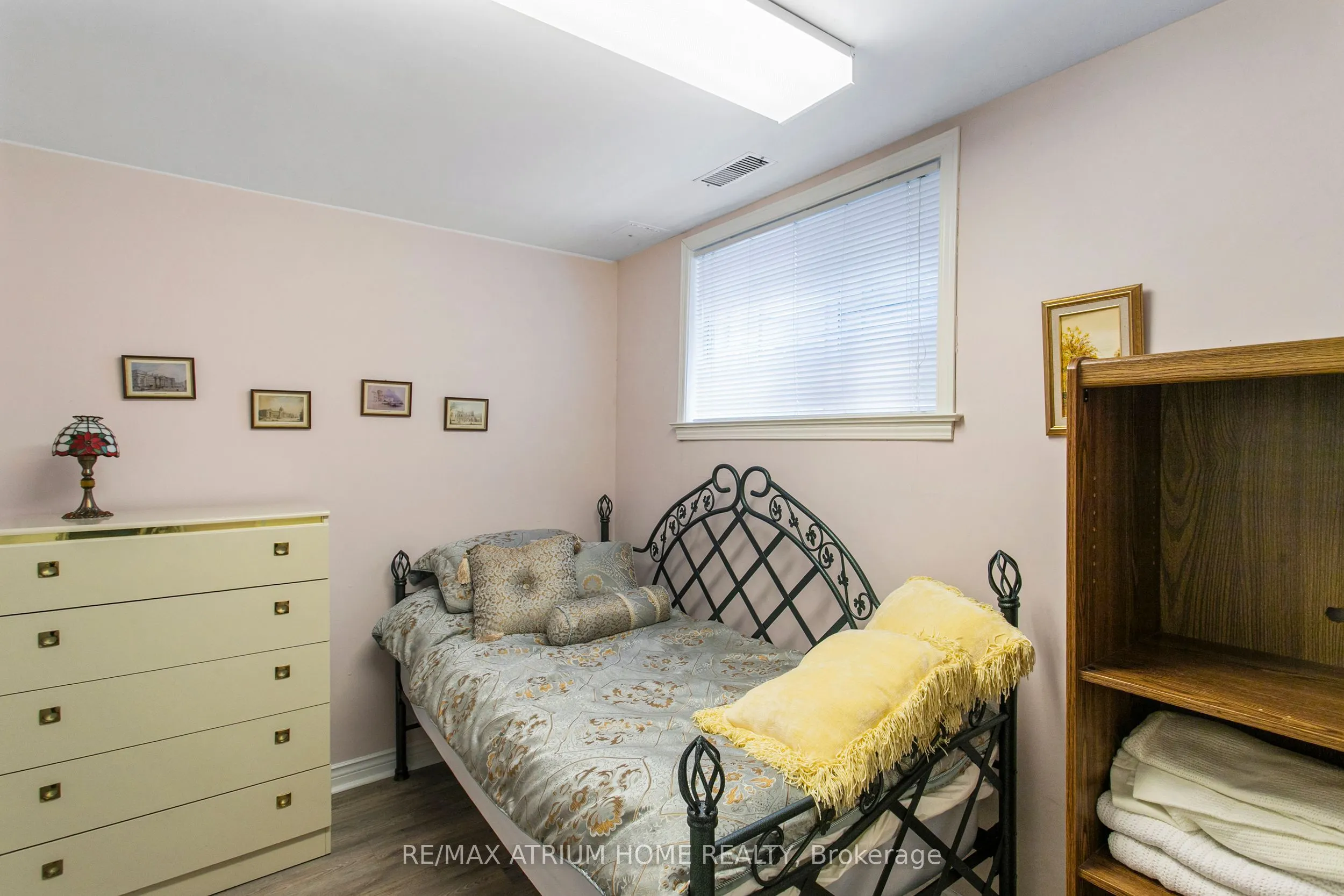 9 Constellation Crescent