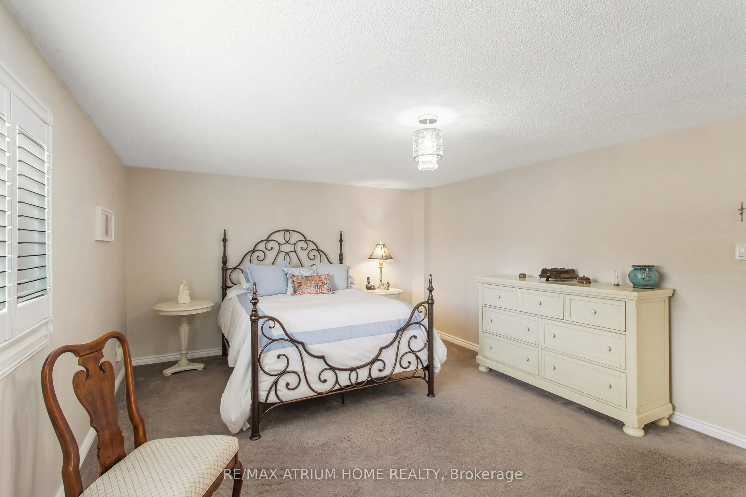9 Constellation Crescent