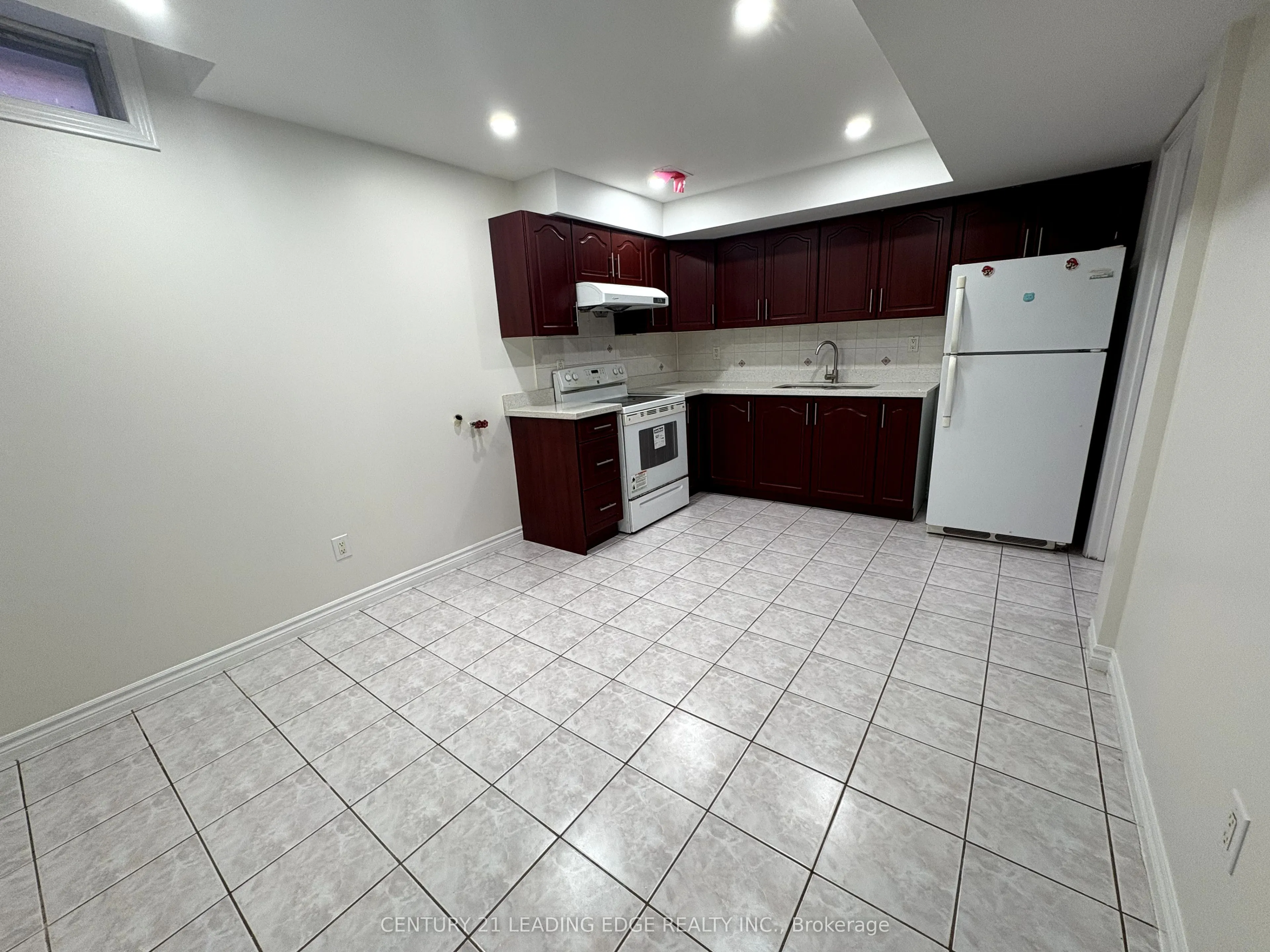 40 Norman Ross Drive, #Bsmt