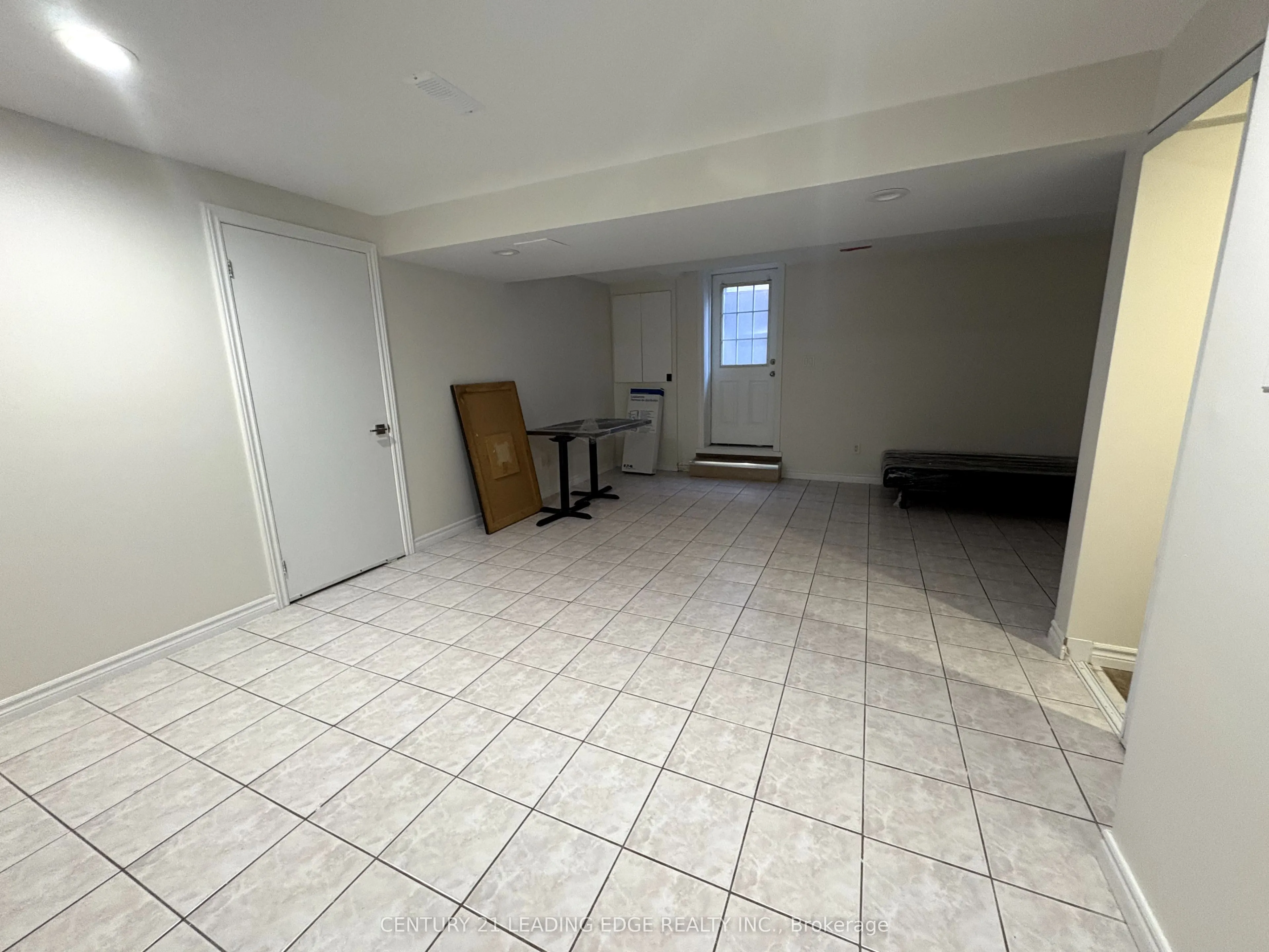 40 Norman Ross Drive, #Bsmt