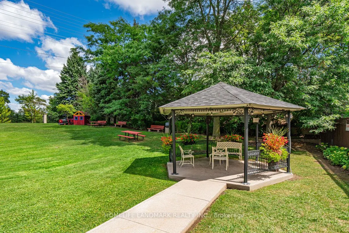 175 Cedar Avenue, #712