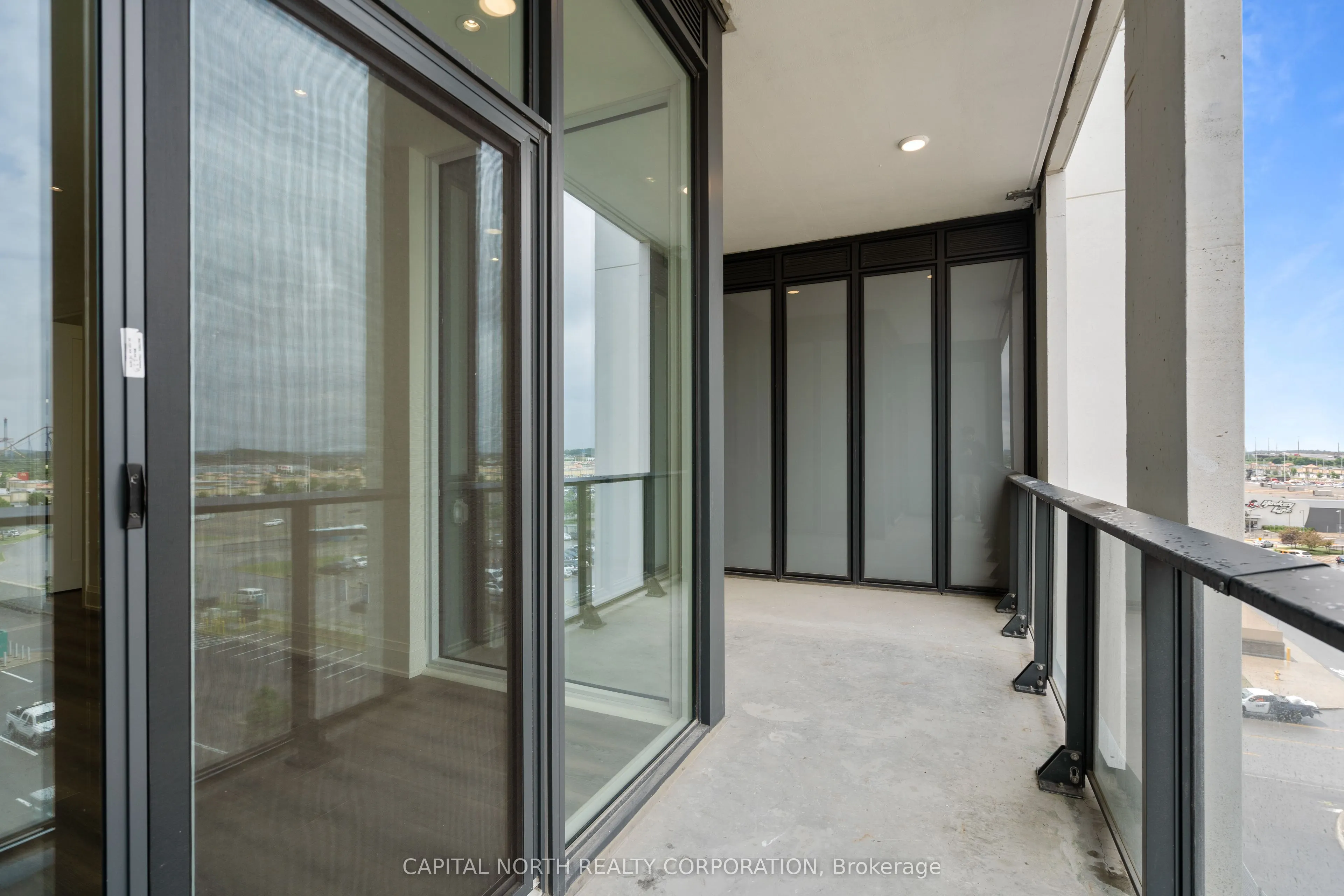 9000 Jane Street, #629