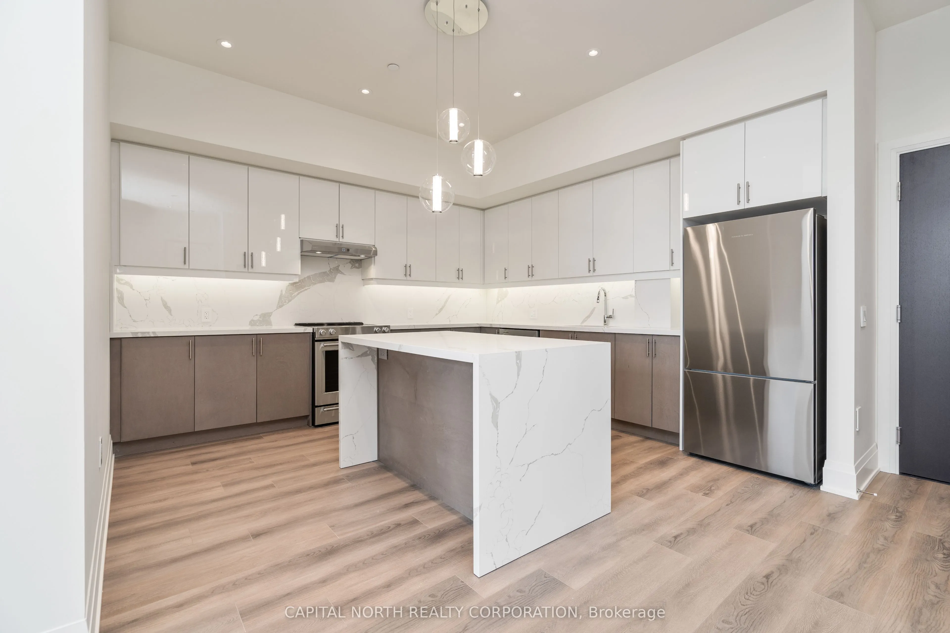 9000 Jane Street, #629