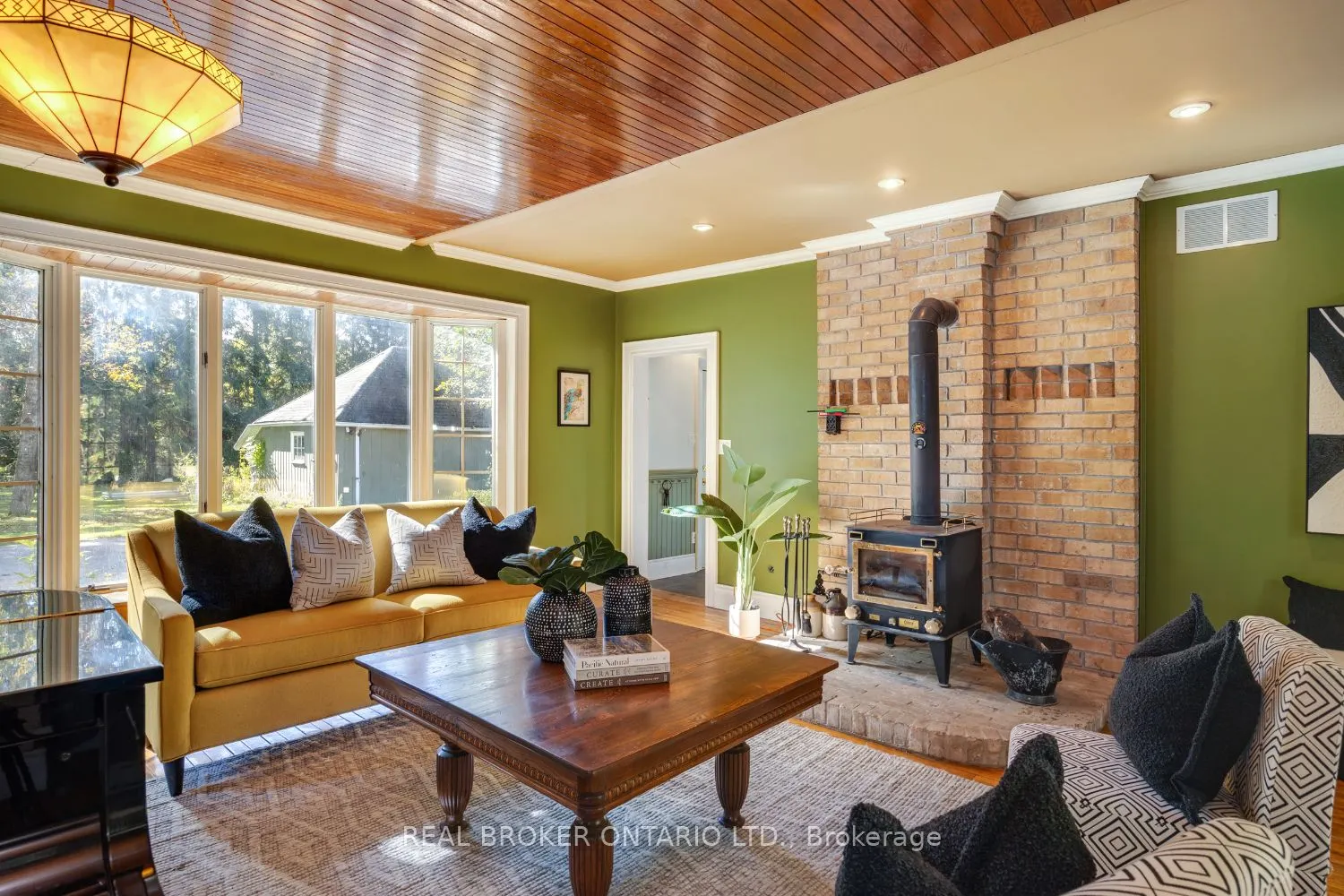 8680 Concession Road 4