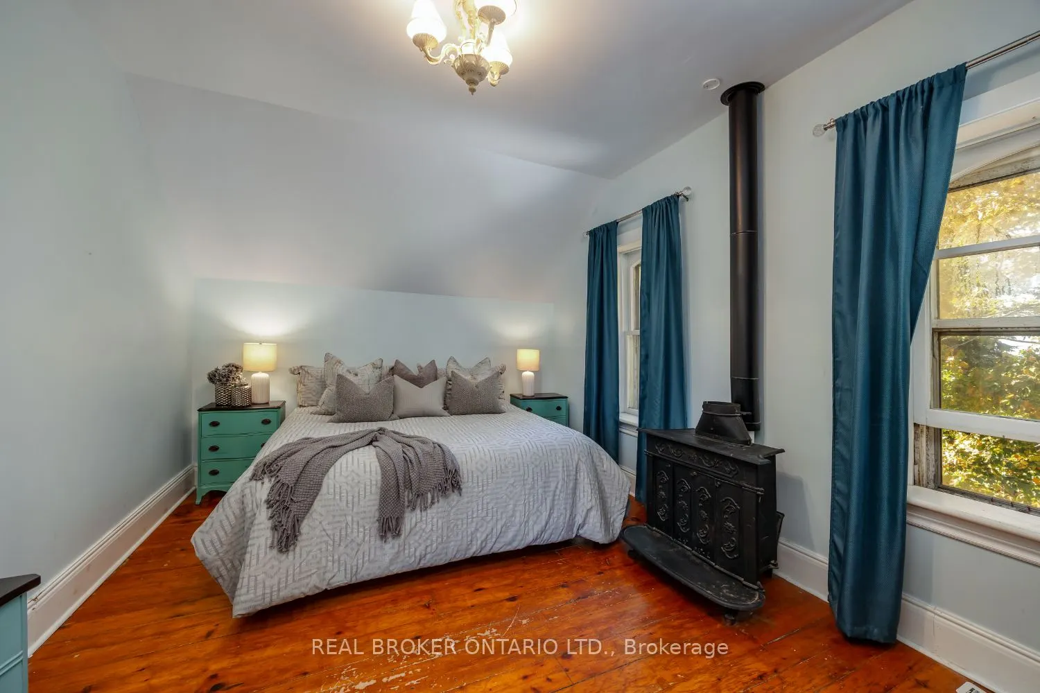 8680 Concession Road 4