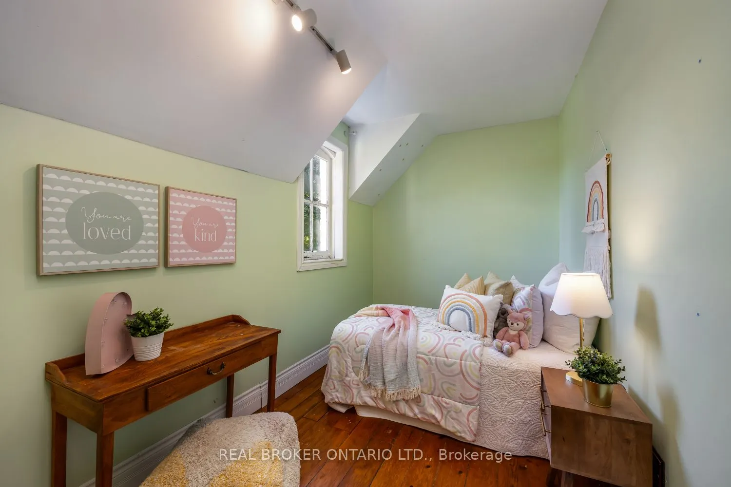 8680 Concession Road 4