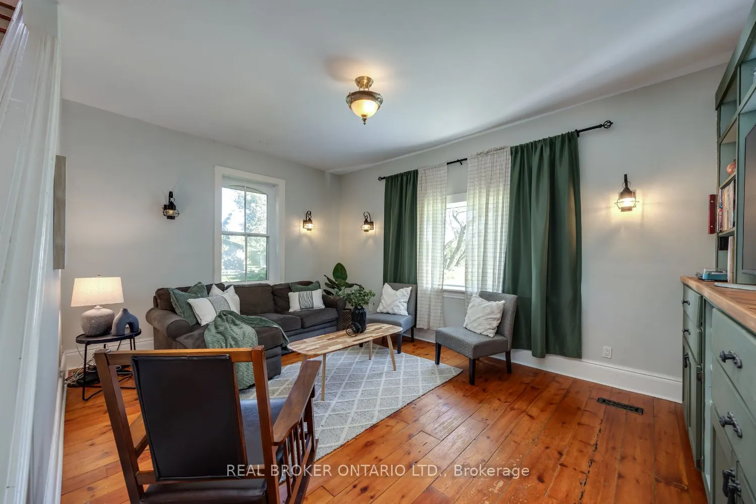 8680 Concession Road 4