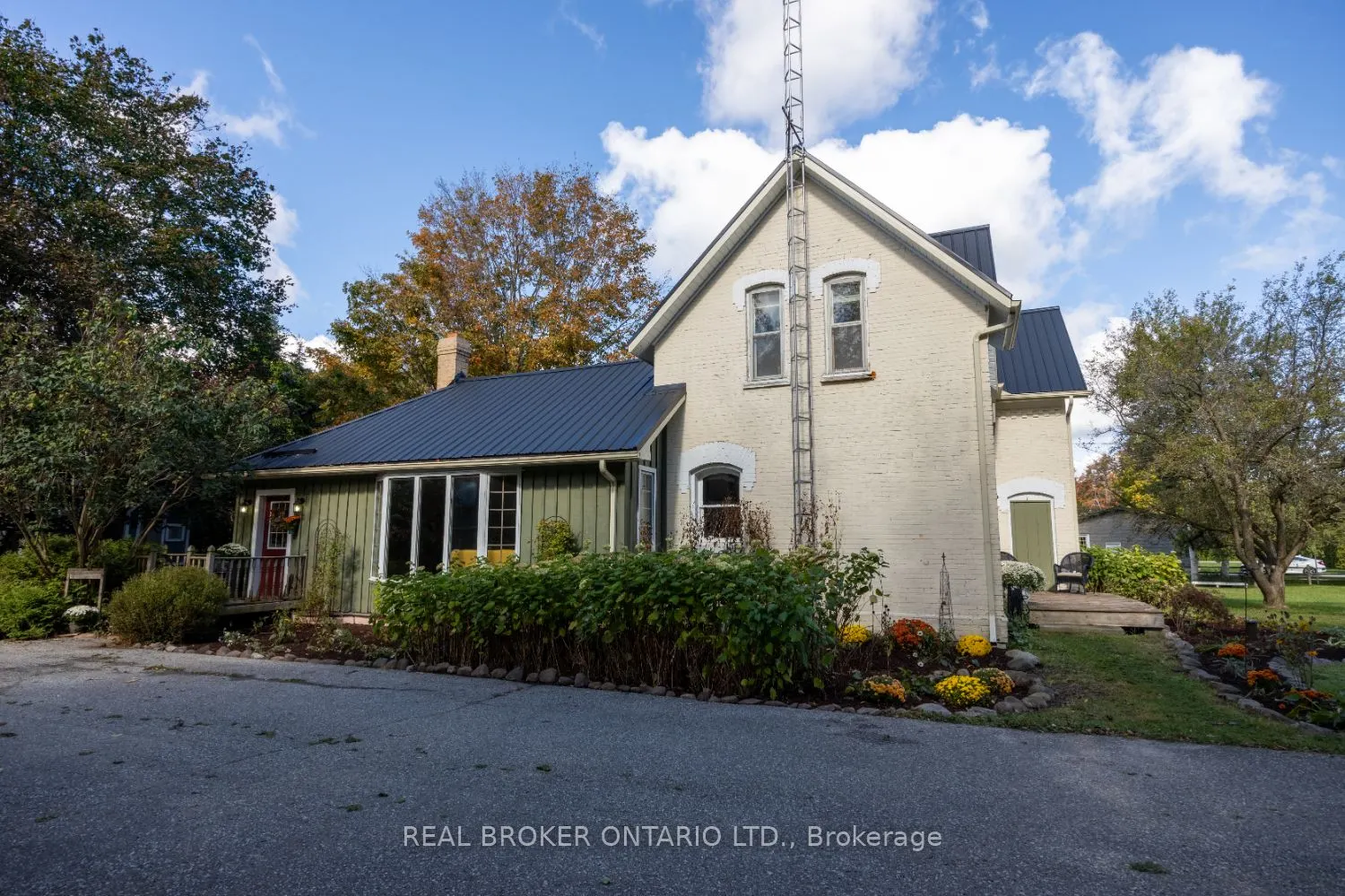 8680 Concession Road 4