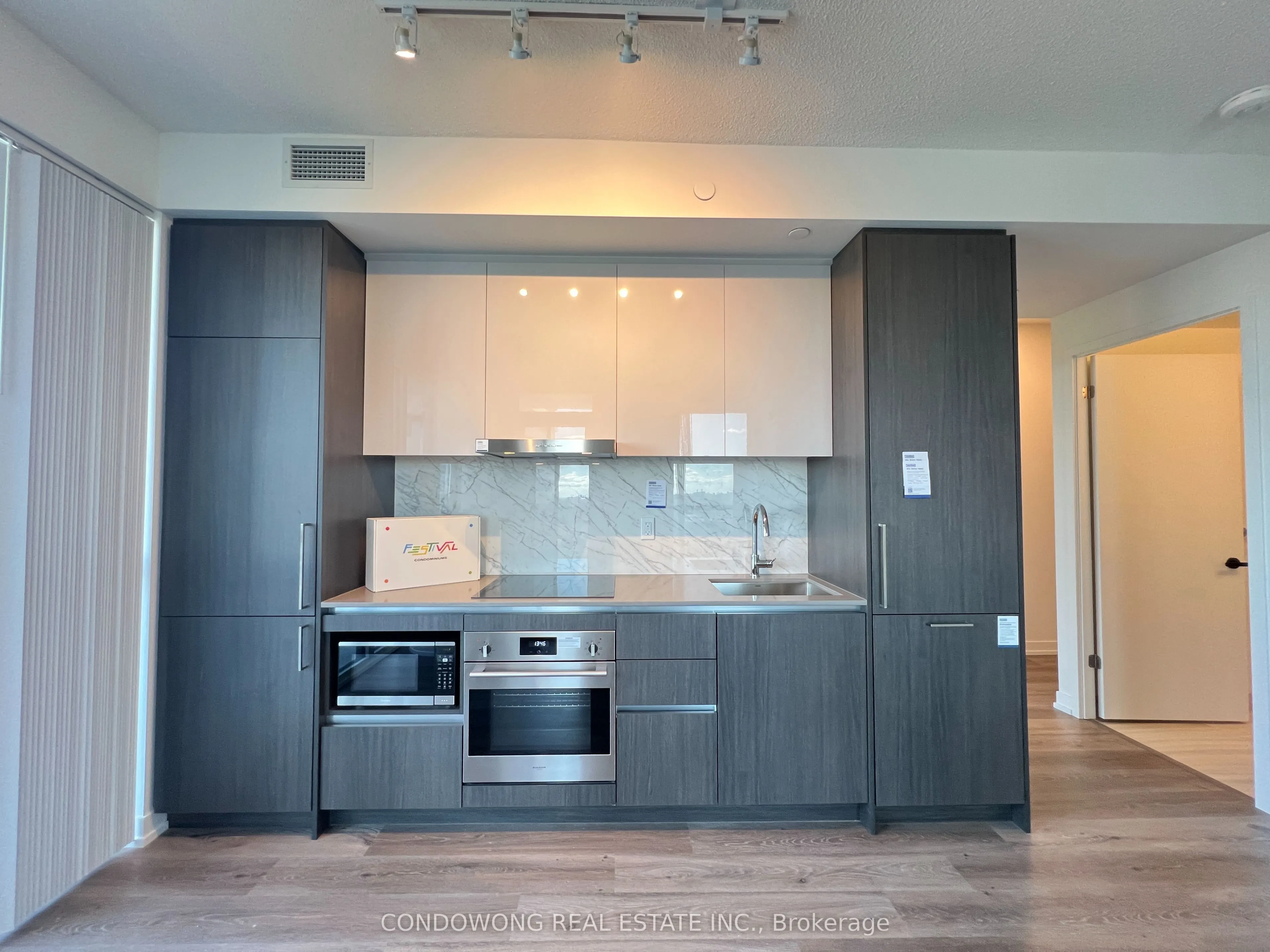 225 Commerce Street, #1206